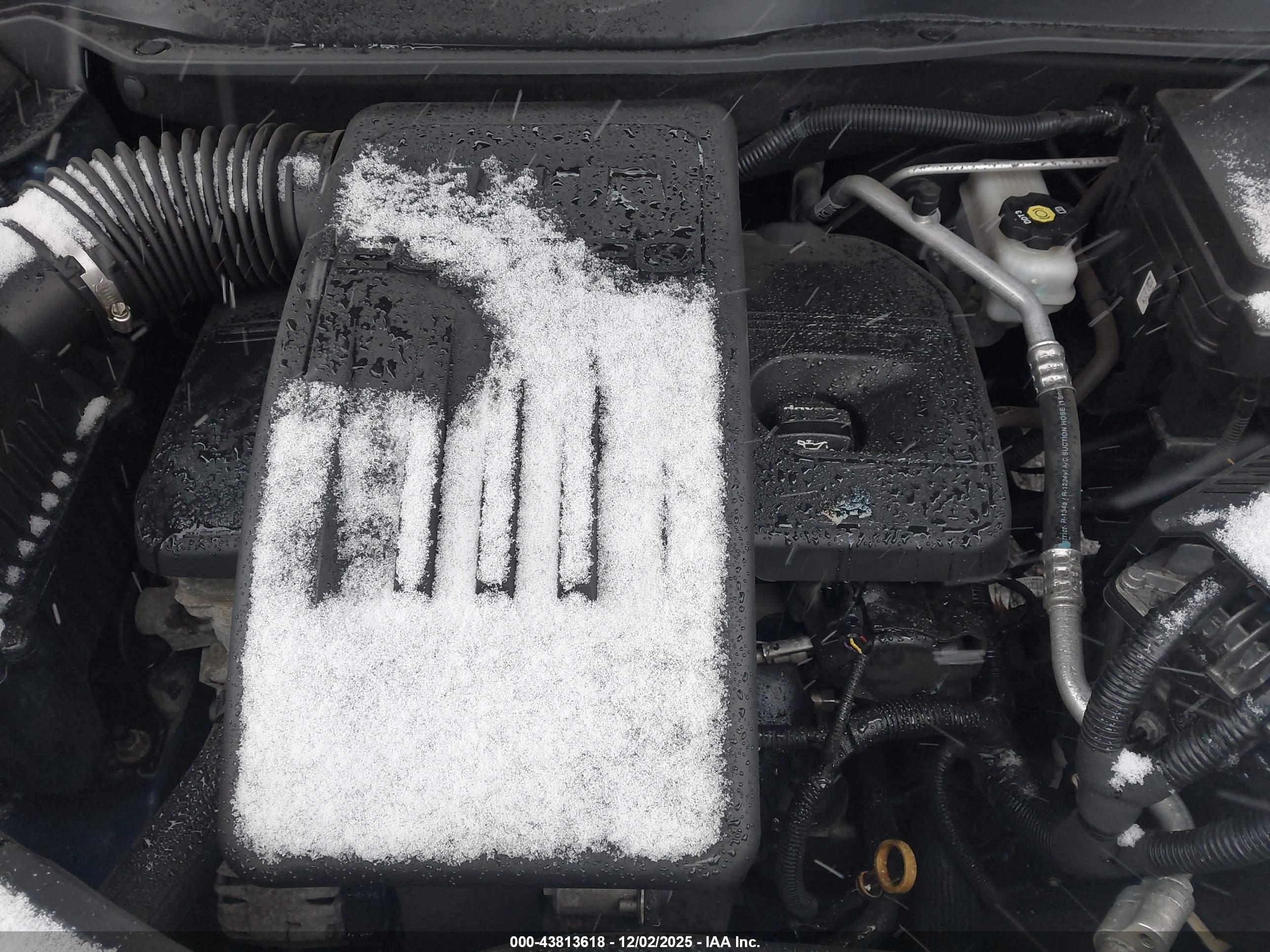 CHEVROLET EQUINOX image 10