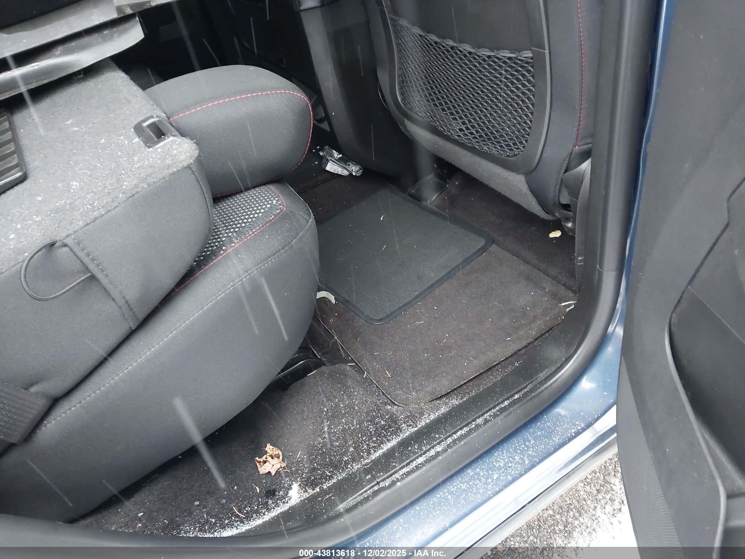 CHEVROLET EQUINOX image 8