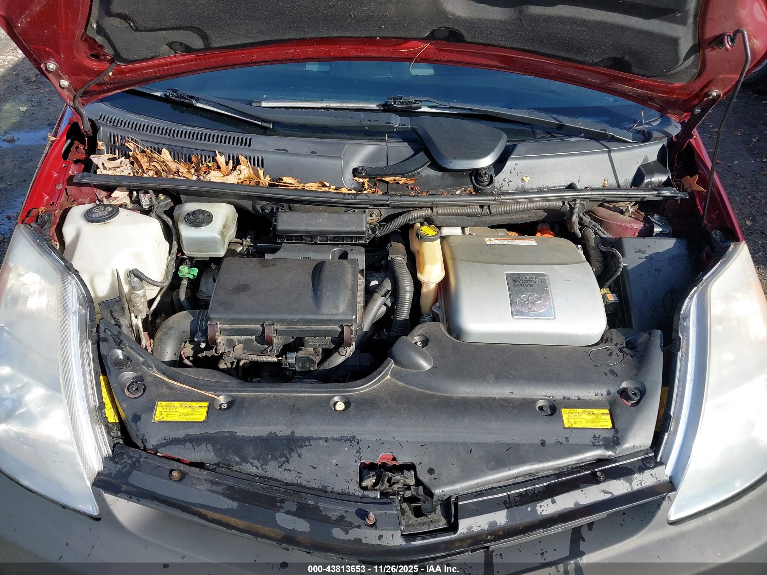 TOYOTA PRIUS image 10