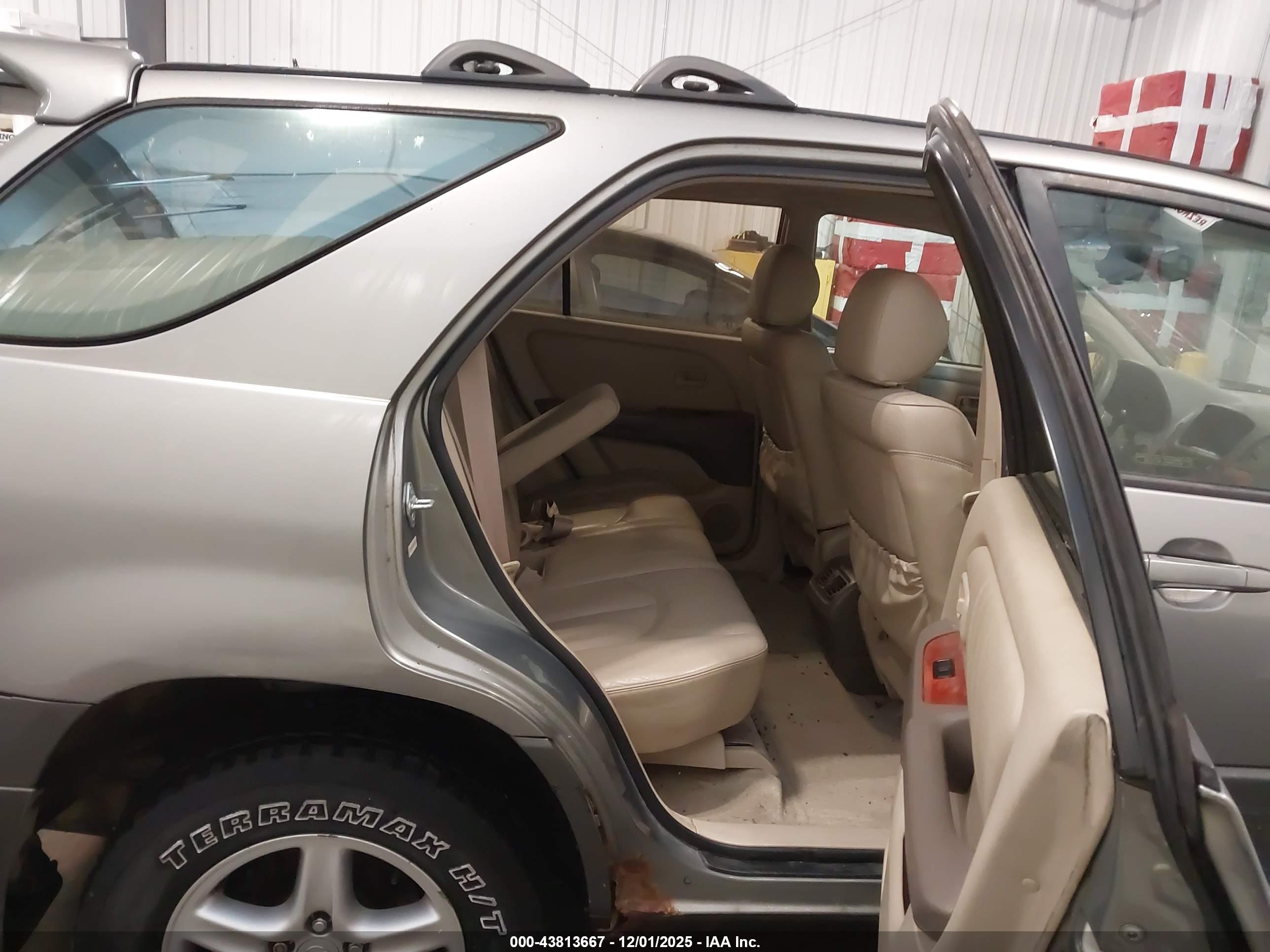 LEXUS RX image 8