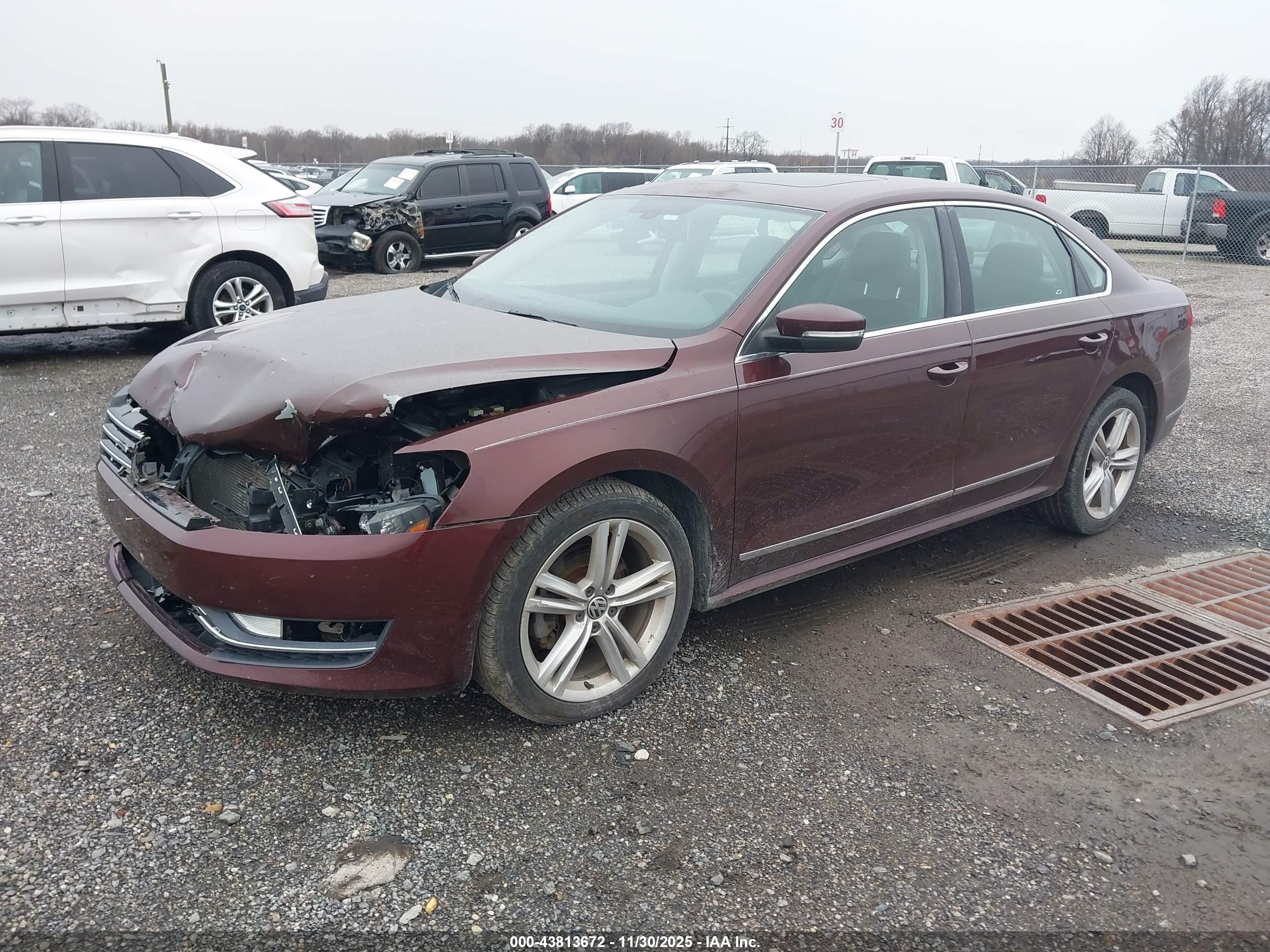 VOLKSWAGEN PASSAT image 2