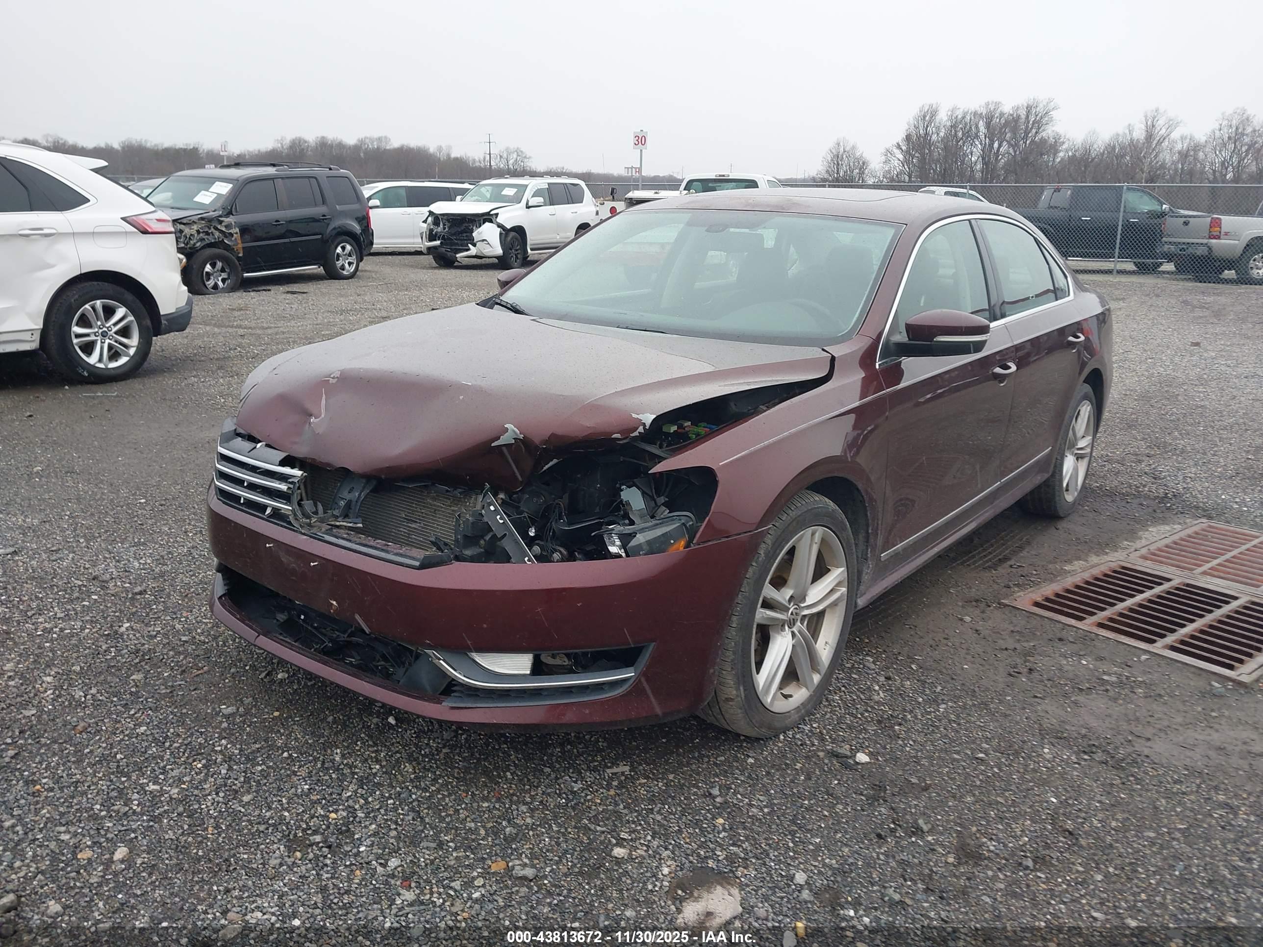VOLKSWAGEN PASSAT image 6