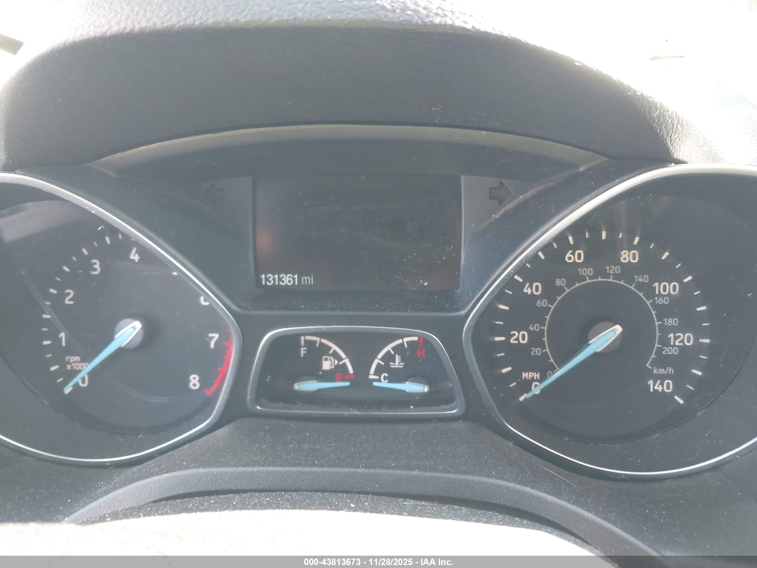 FORD ESCAPE image 7
