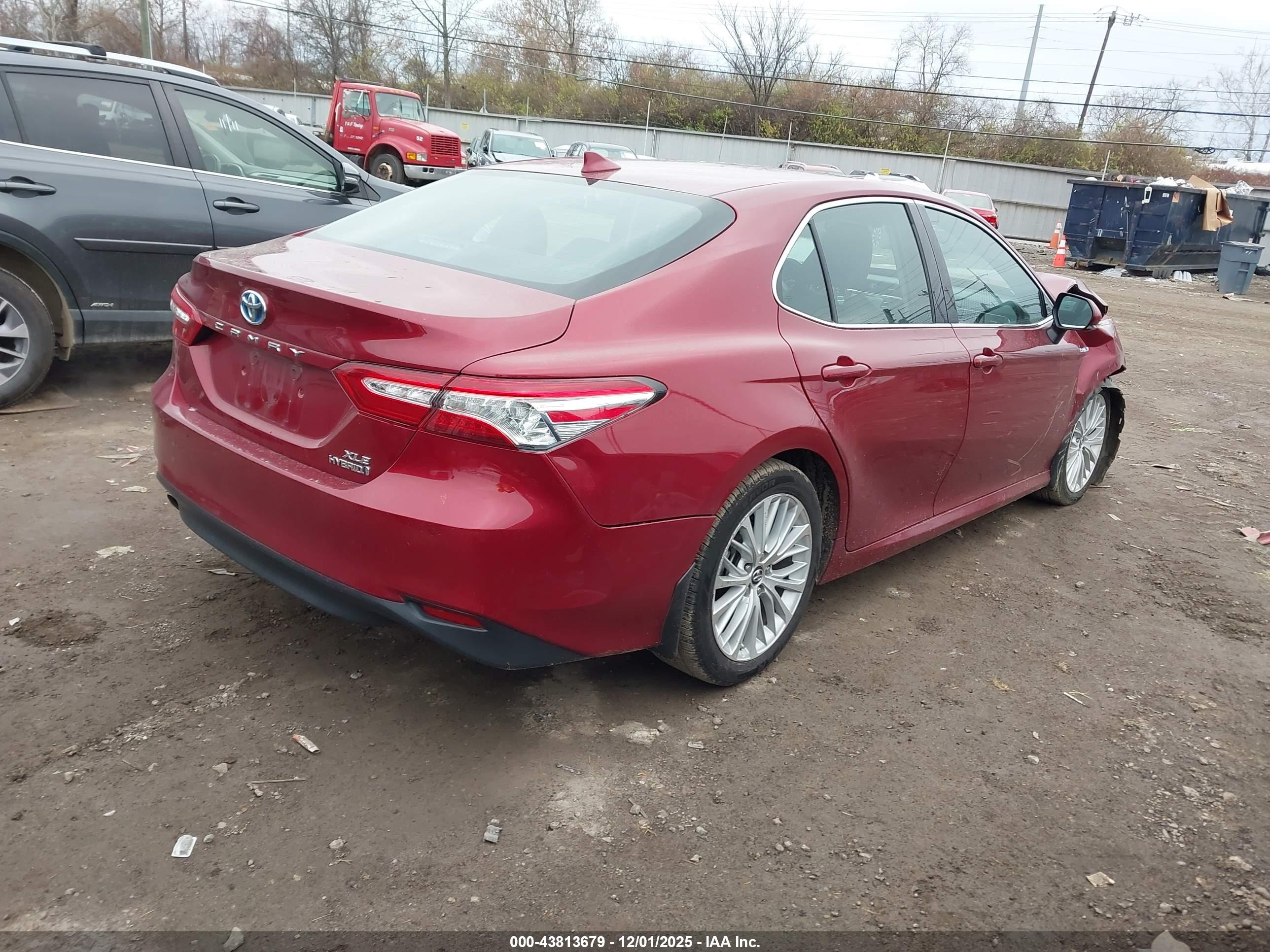 TOYOTA CAMRY image 4