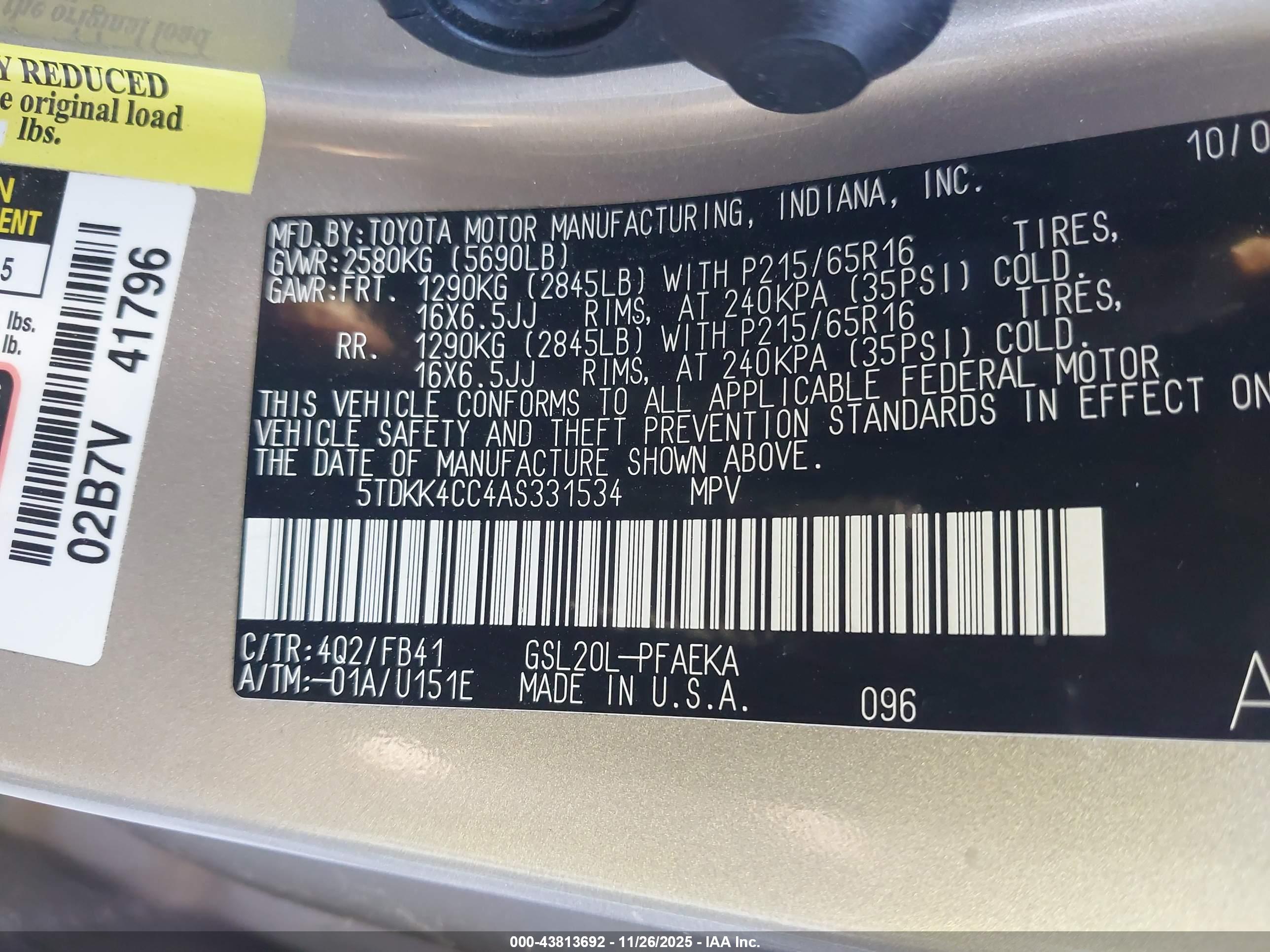 TOYOTA SIENNA image 9