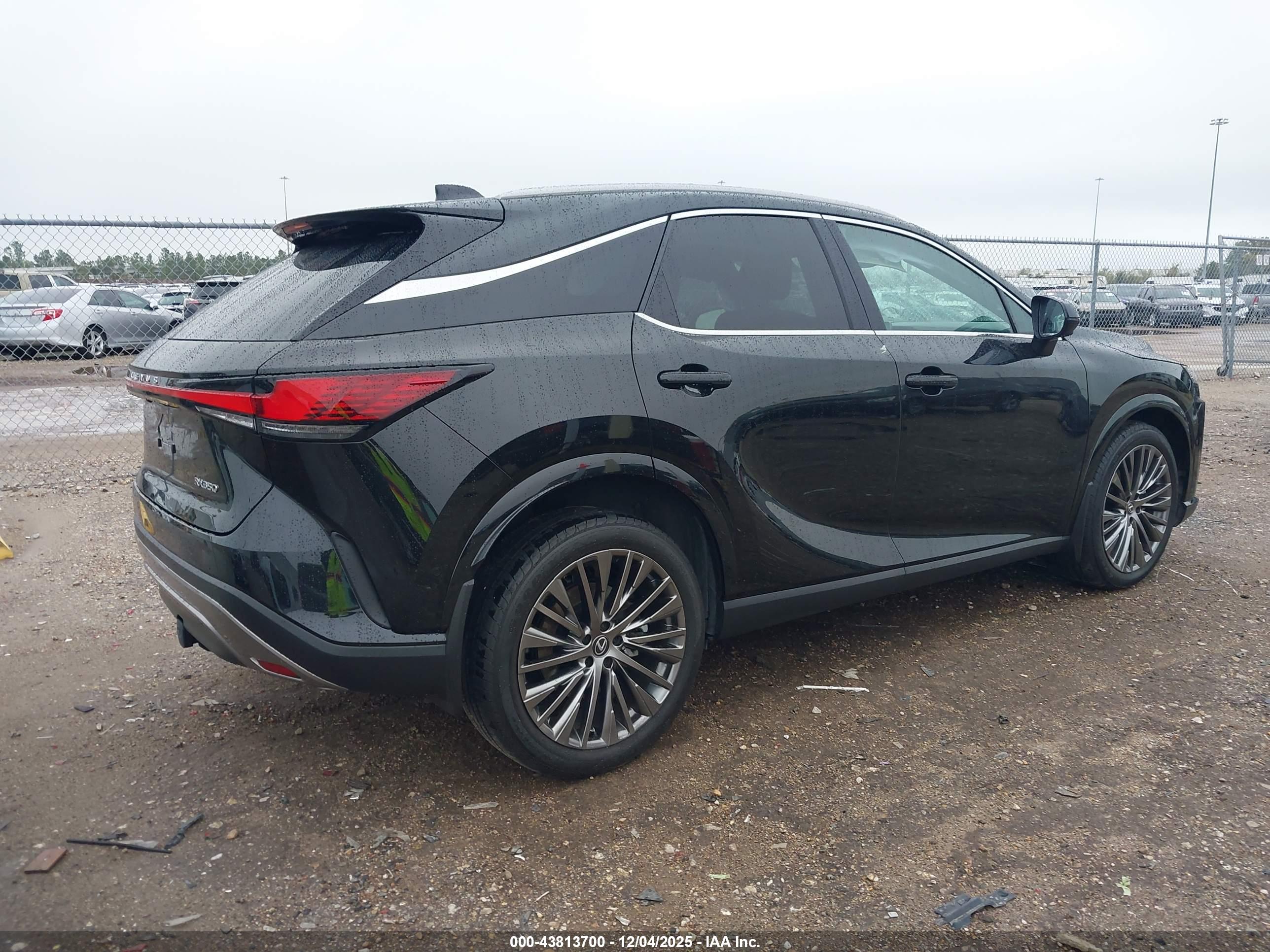 LEXUS RX image 4