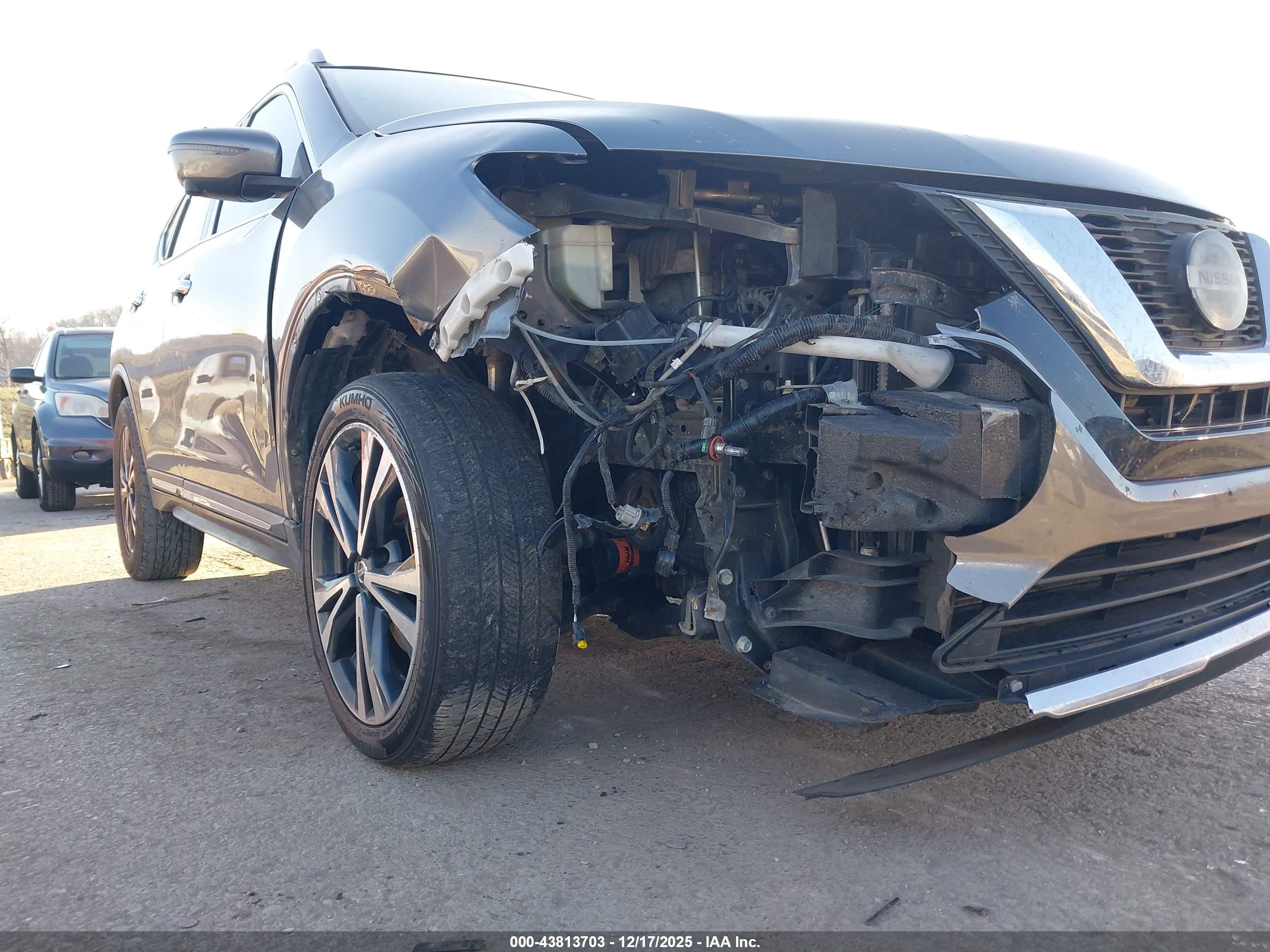 NISSAN ROGUE image 6