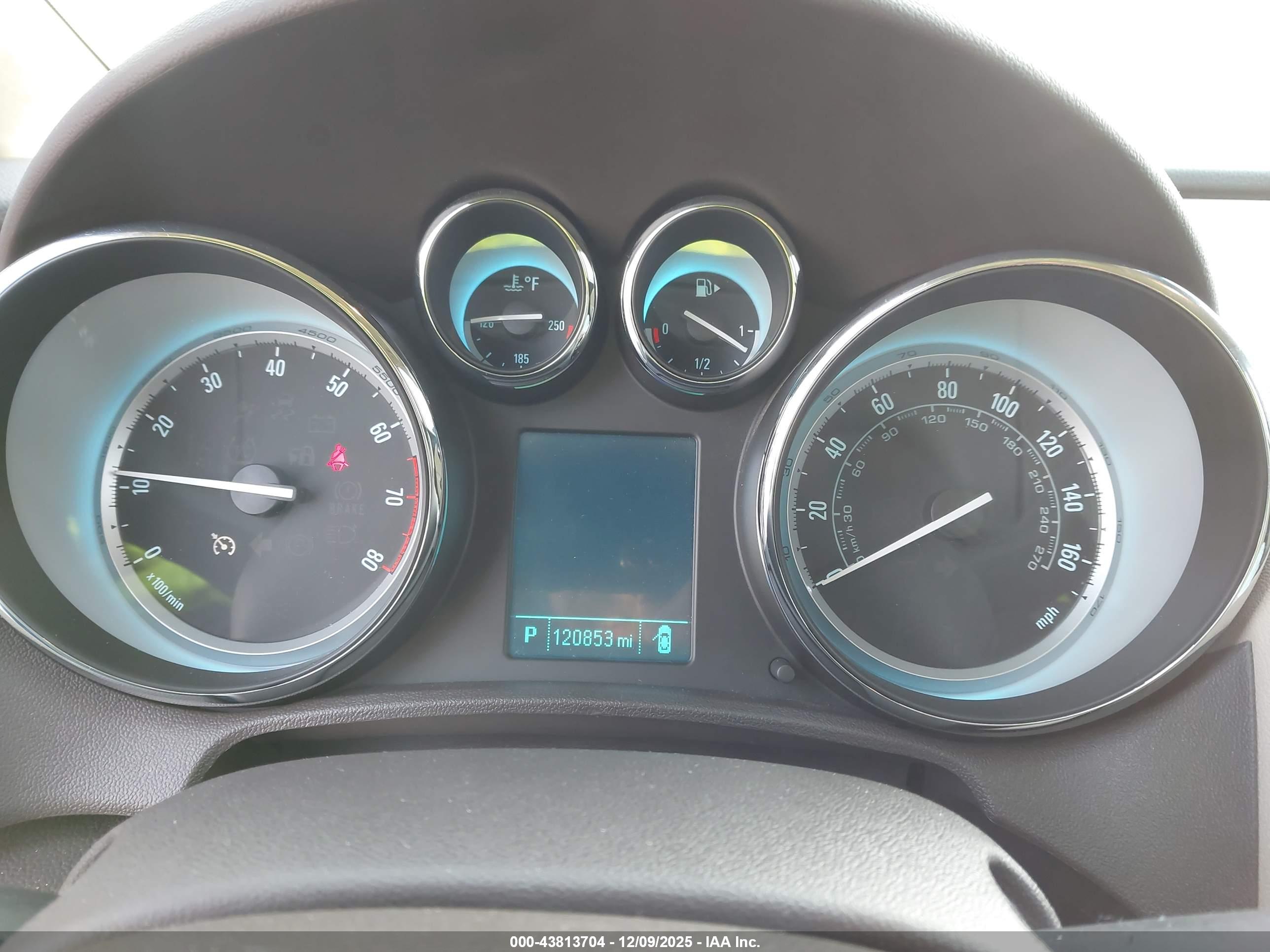 BUICK VERANO image 7