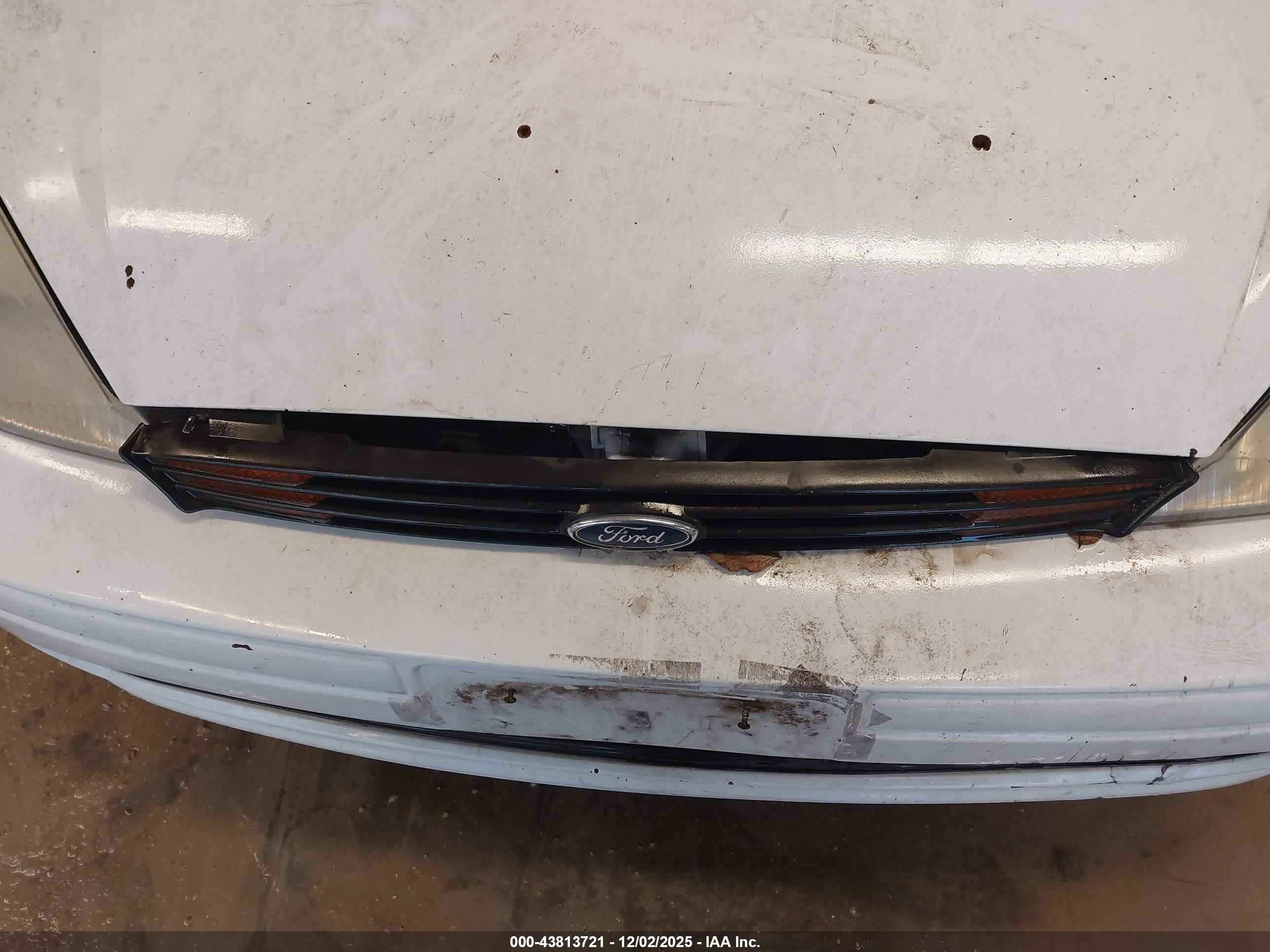 FORD FOCUS image 6
