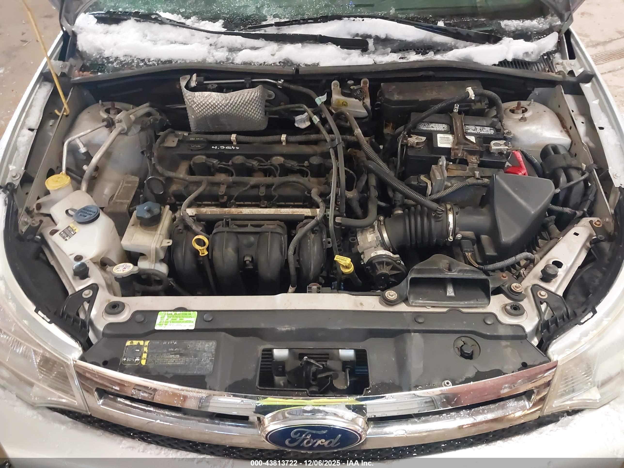FORD FOCUS image 10