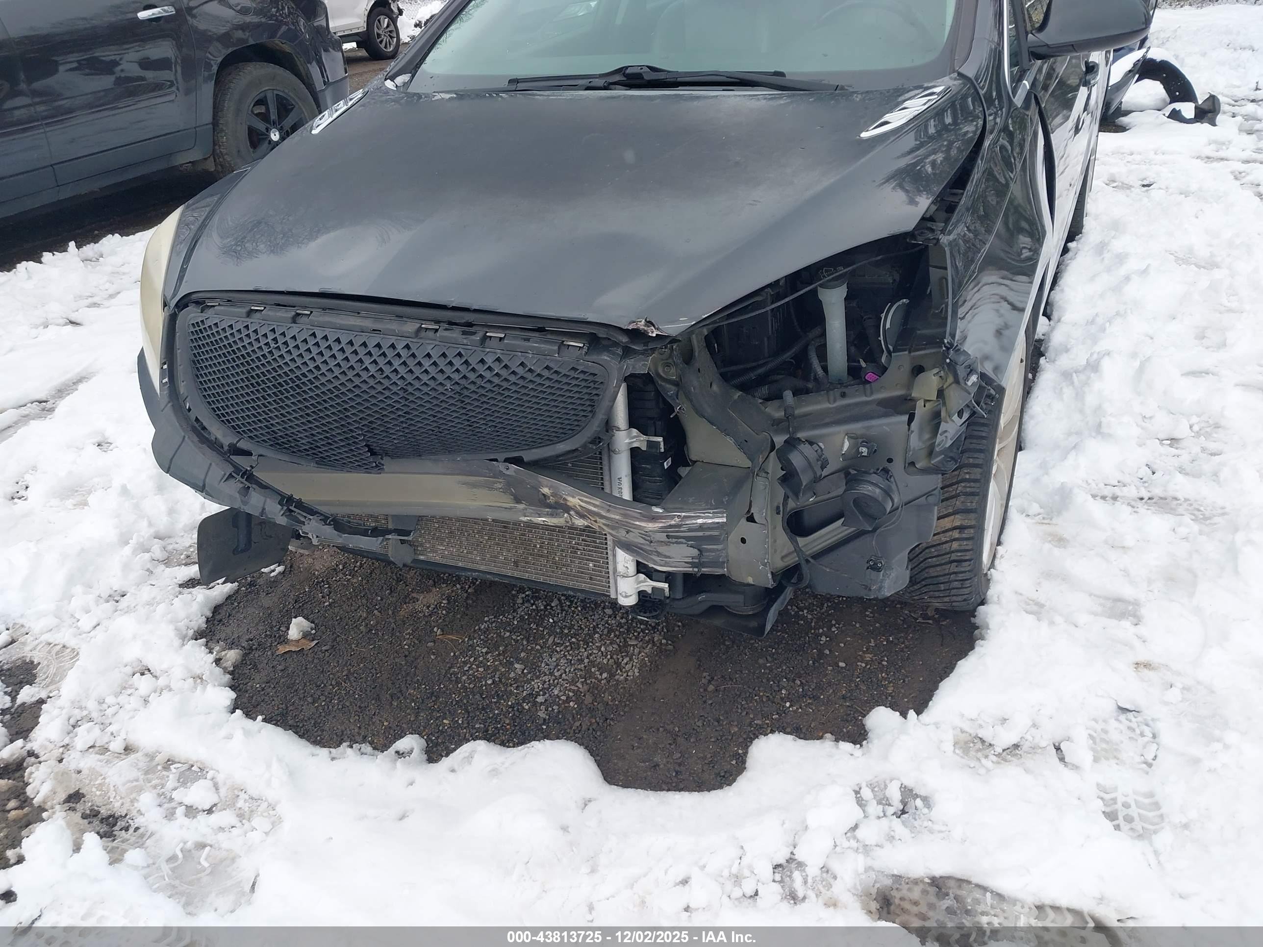 BUICK VERANO image 6