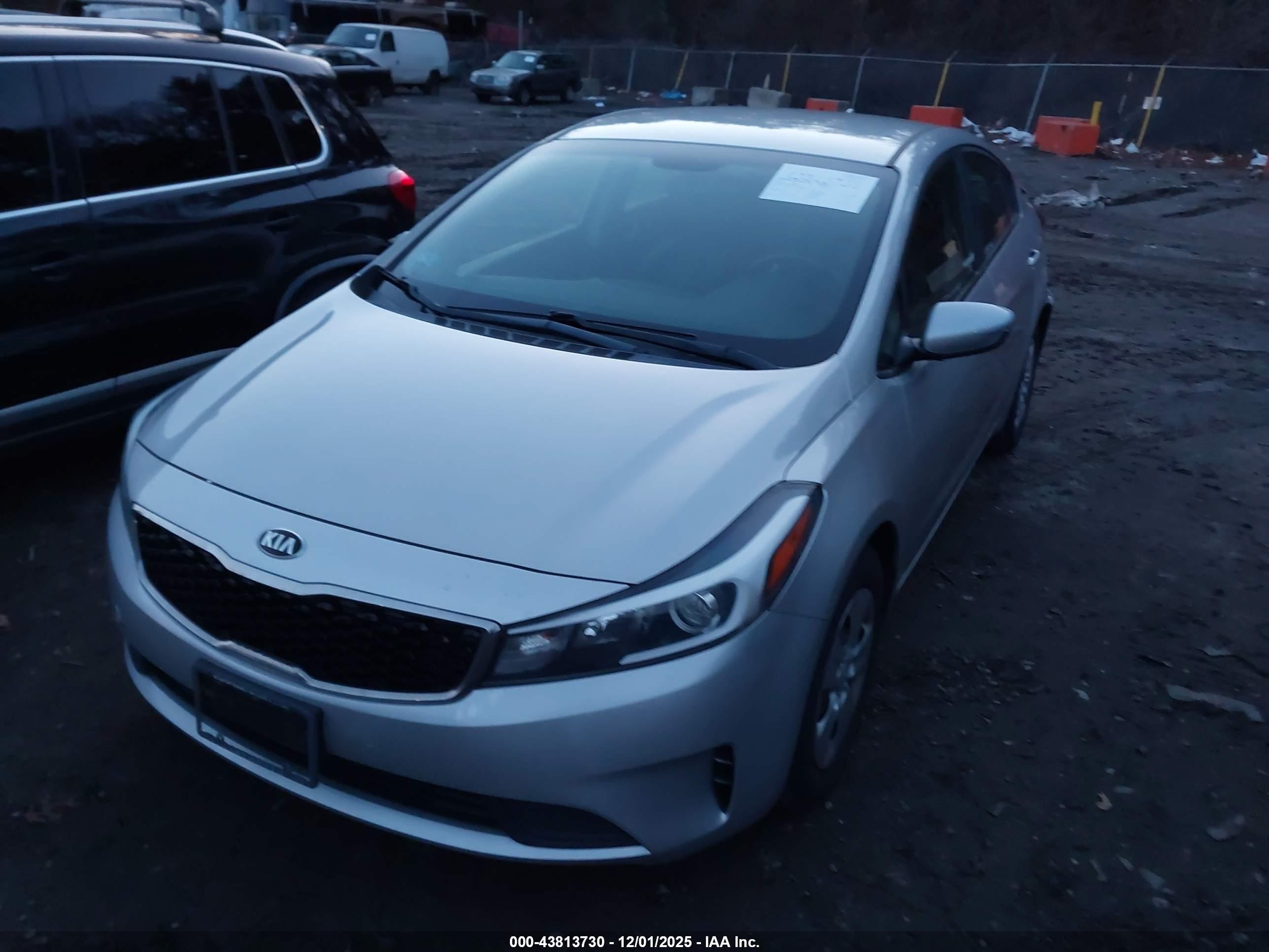 KIA FORTE image 2