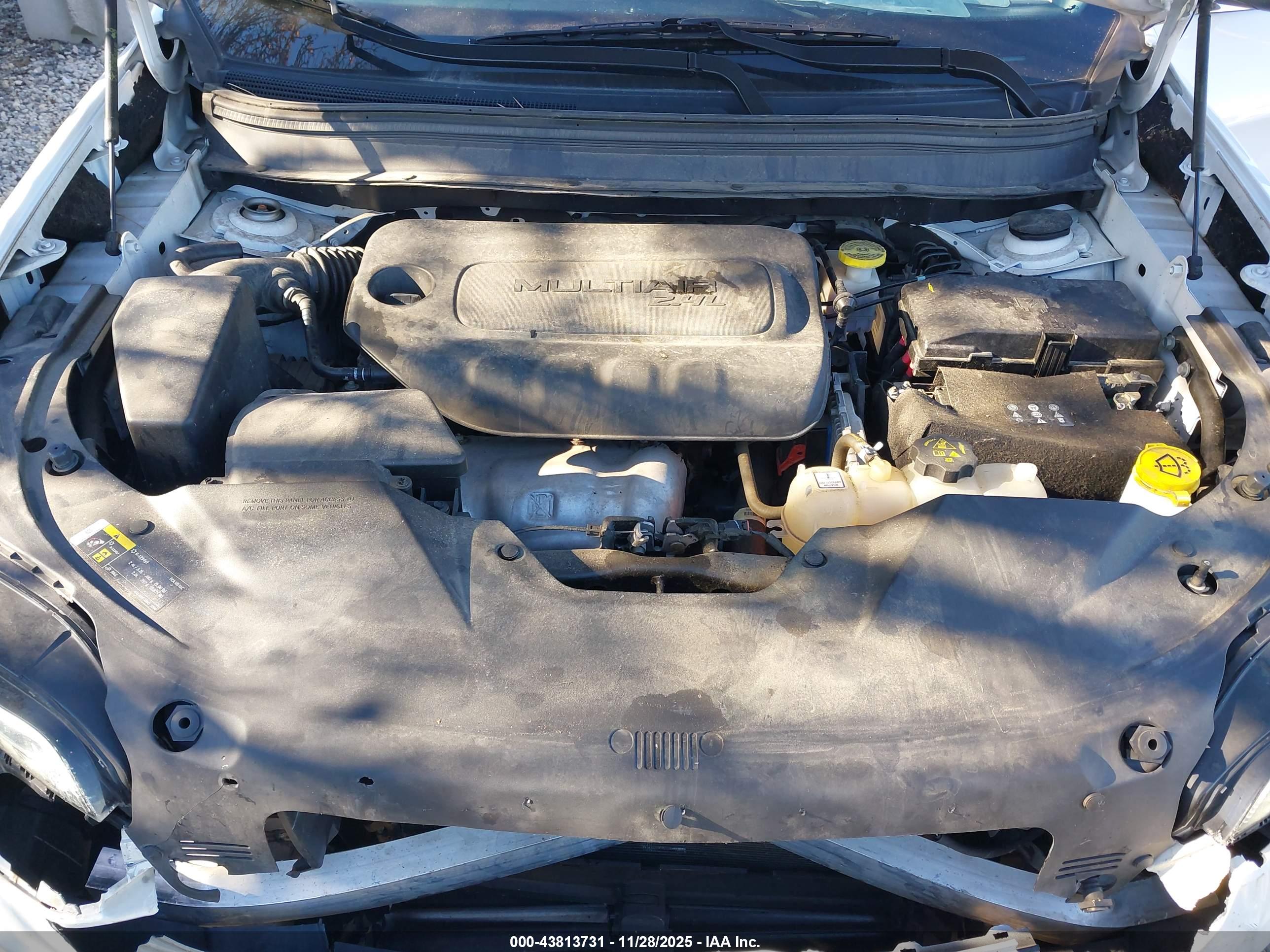 JEEP CHEROKEE image 10