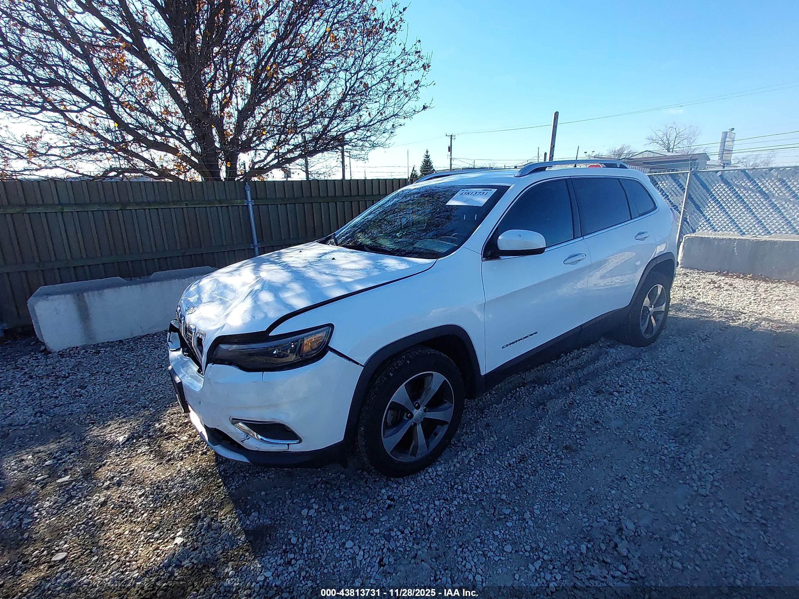 JEEP CHEROKEE image 2