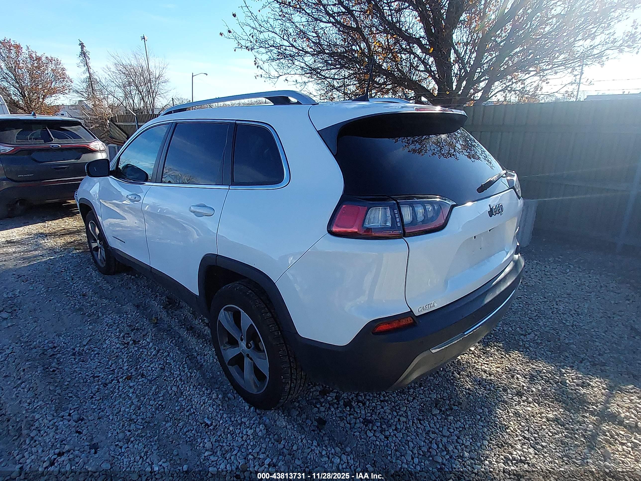 JEEP CHEROKEE image 3
