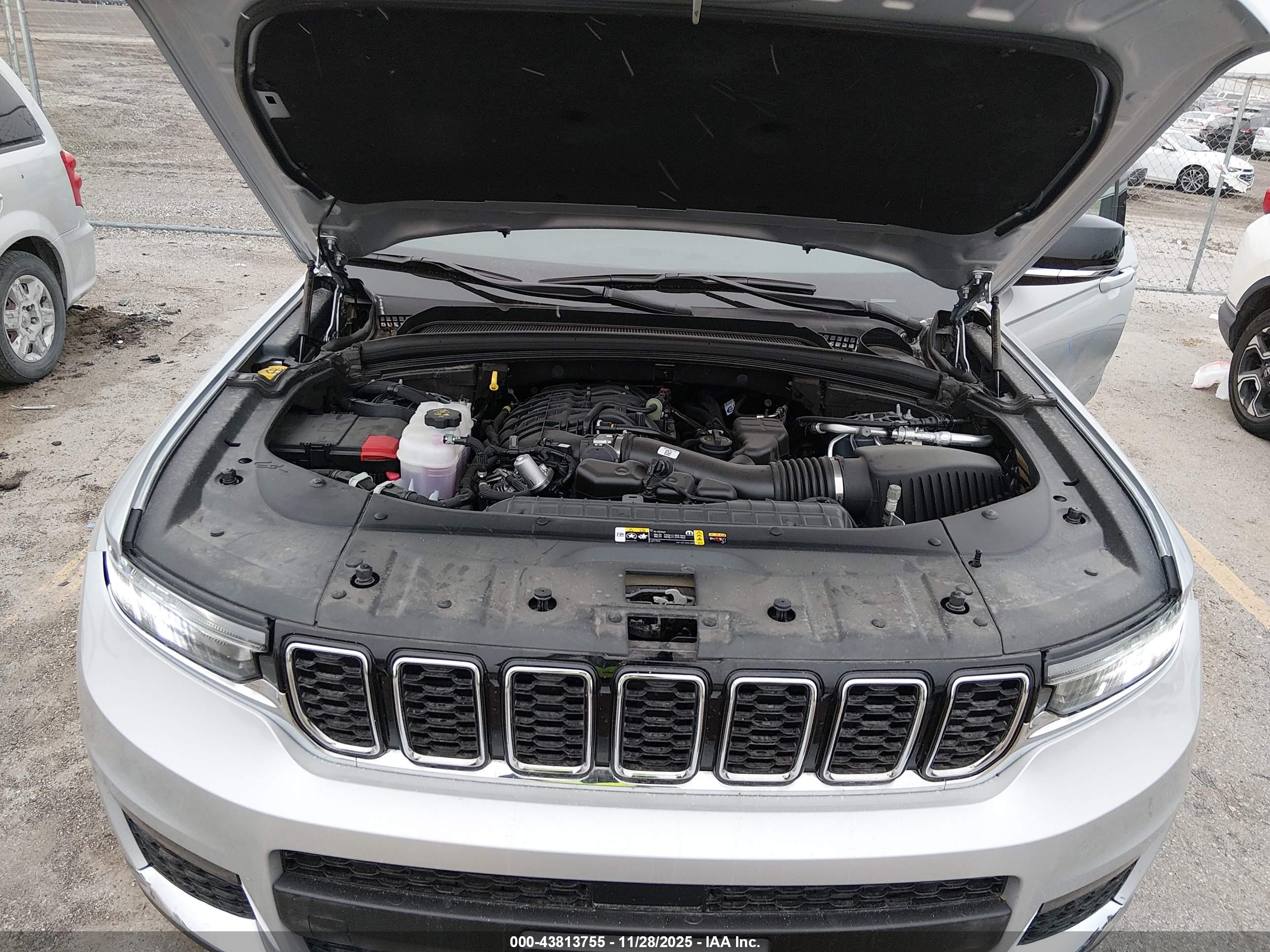 JEEP GRAND image 10