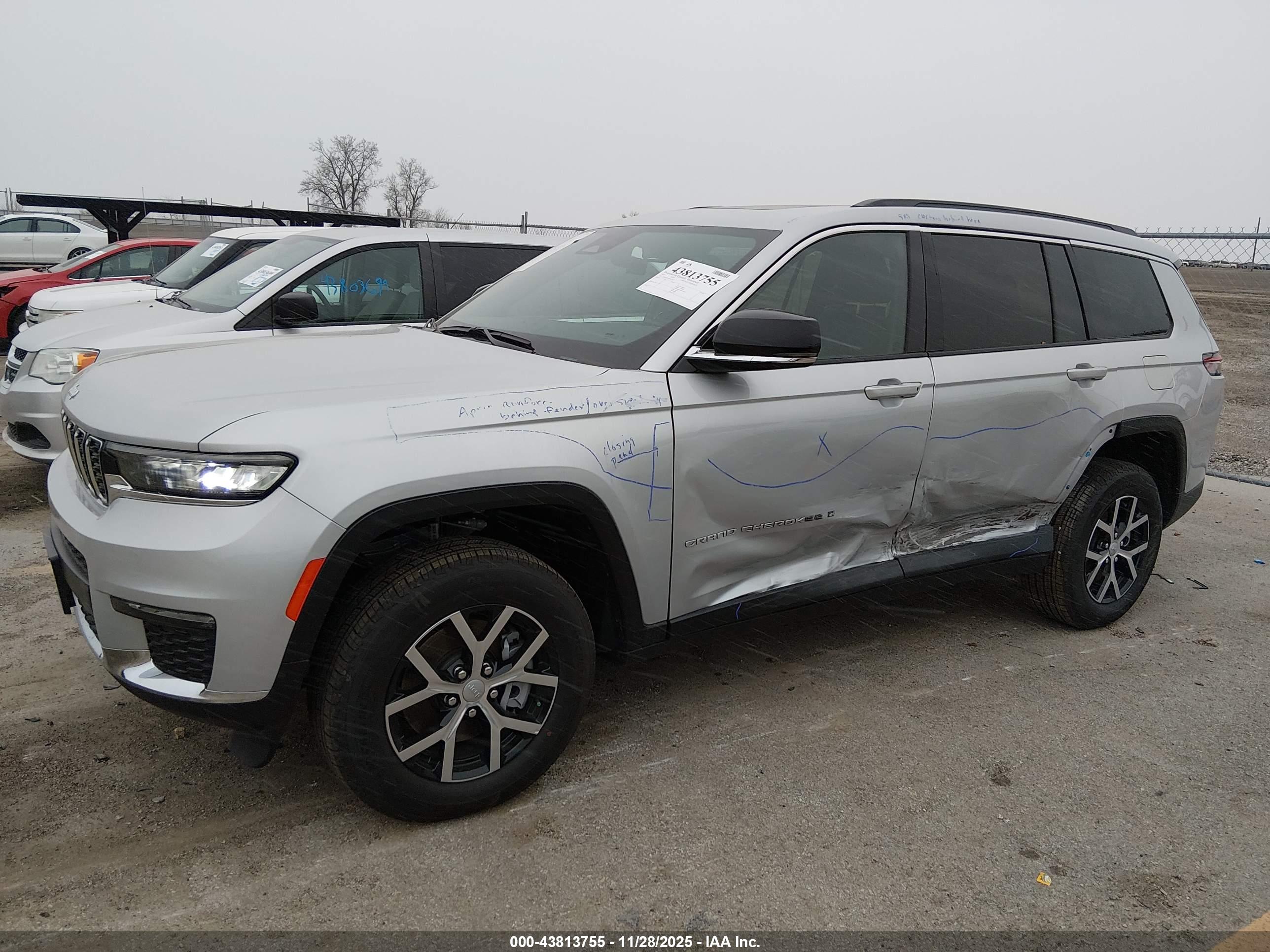 JEEP GRAND image 6