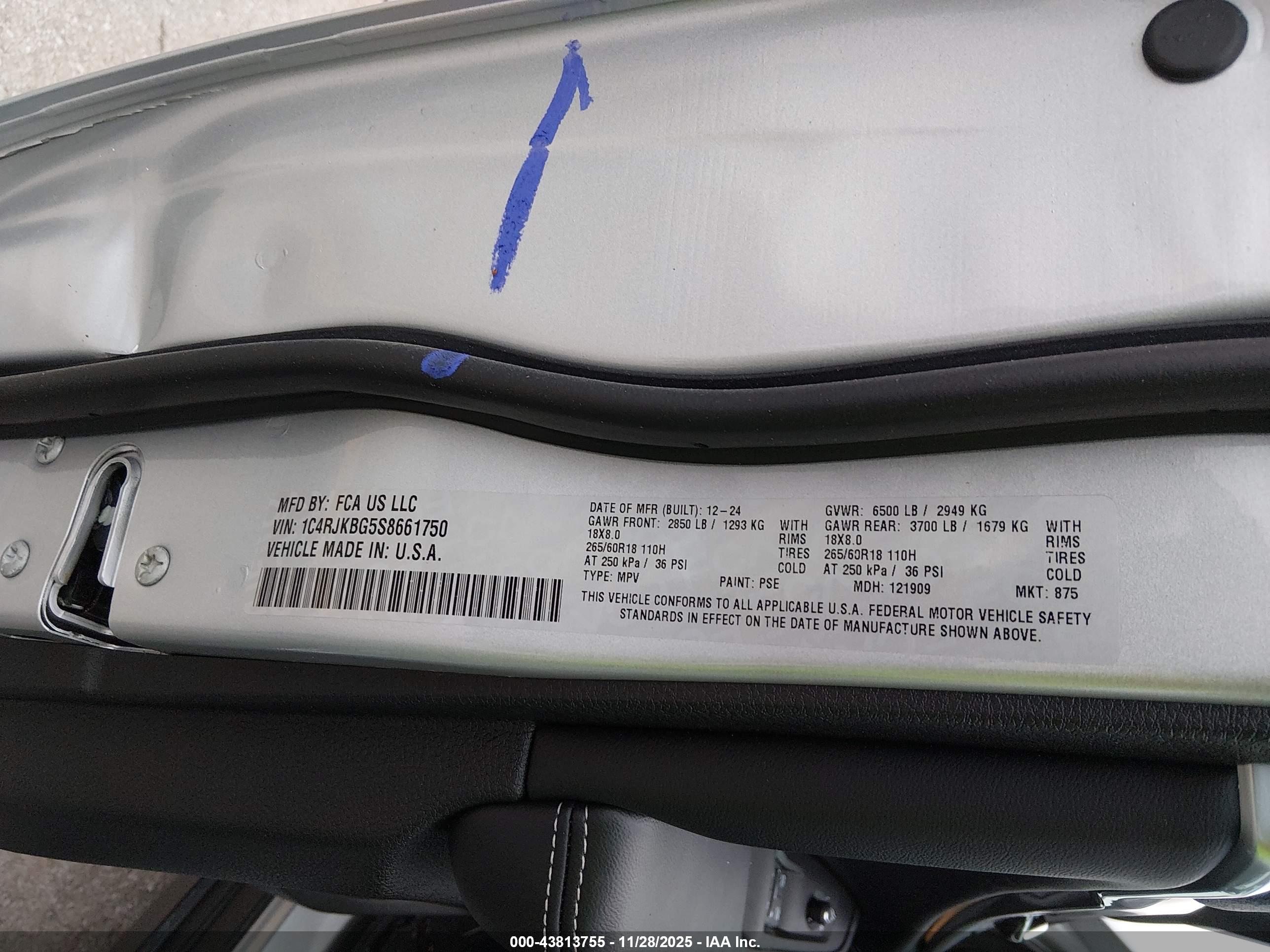 JEEP GRAND image 9