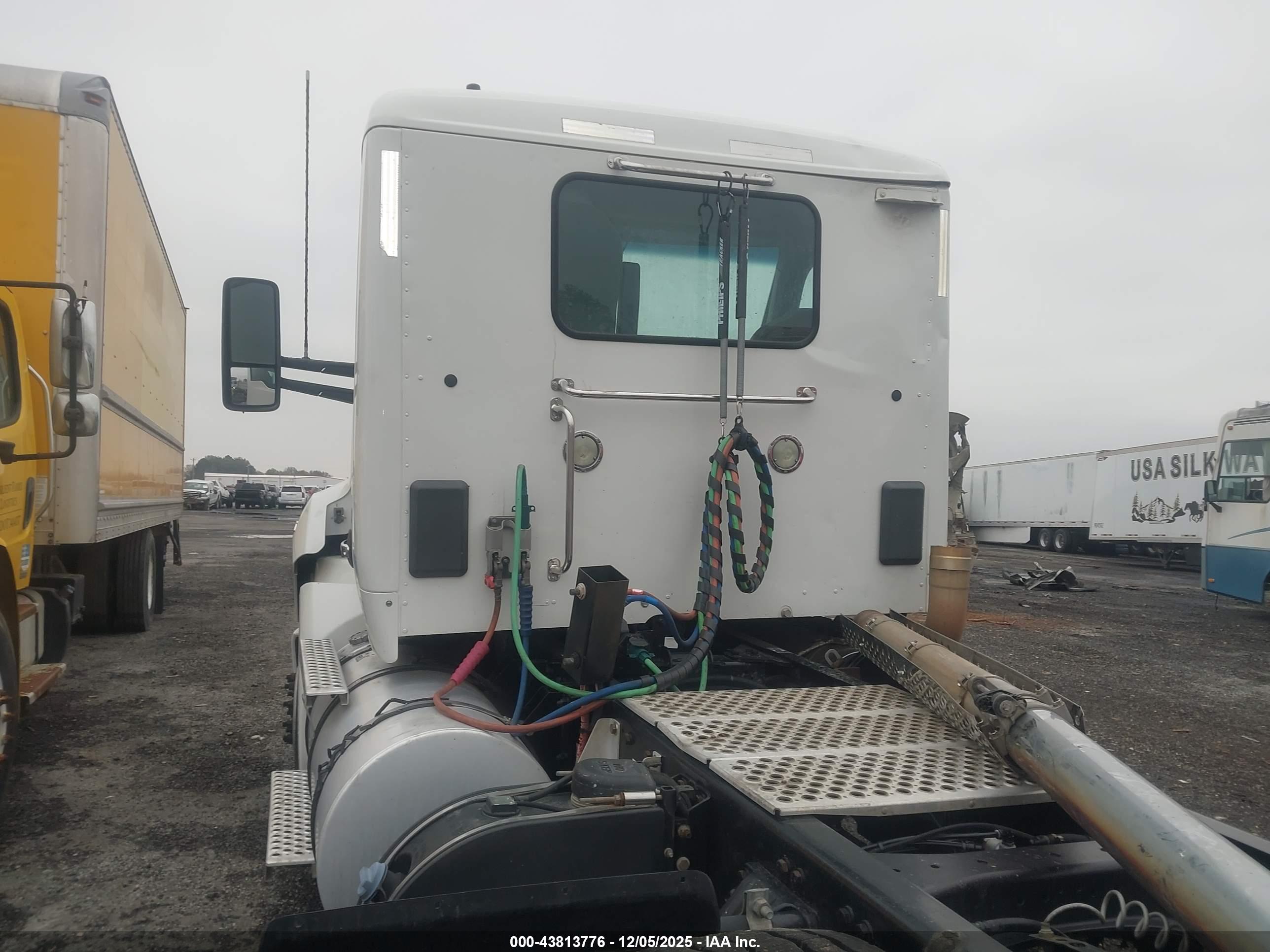 KENWORTH T680 image 7