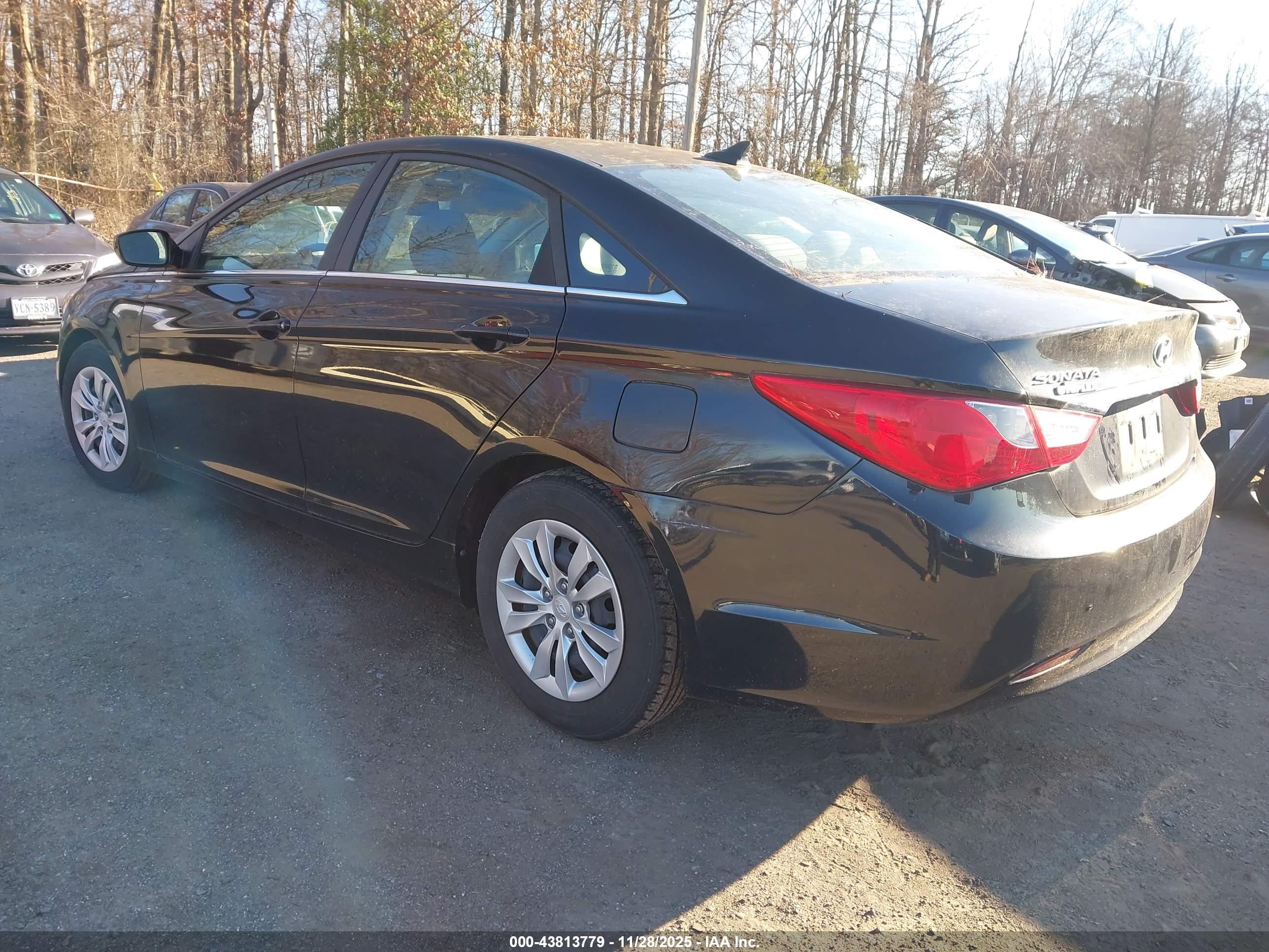 HYUNDAI SONATA image 3