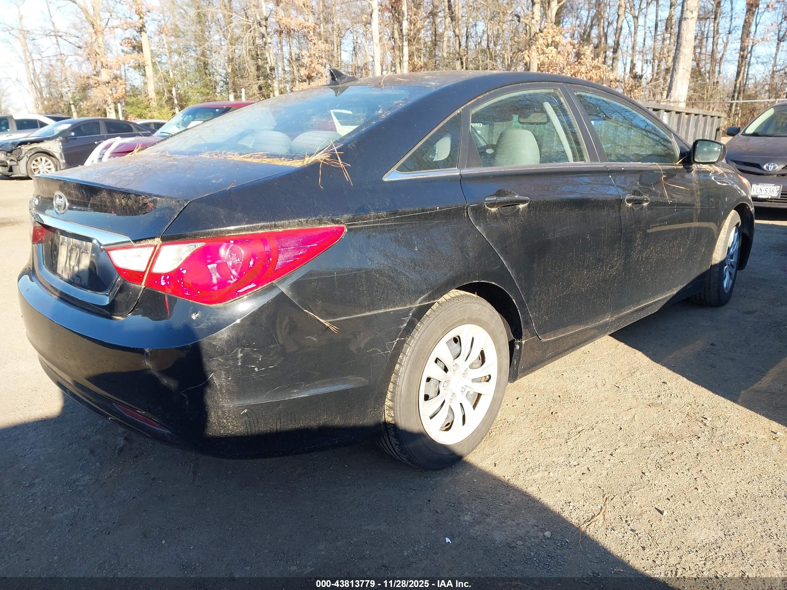 HYUNDAI SONATA image 4