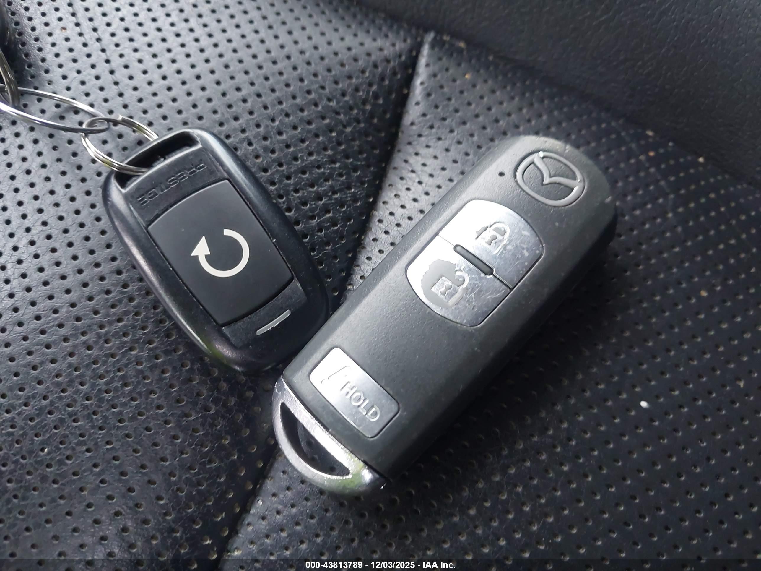 MAZDA CX-5 image 11