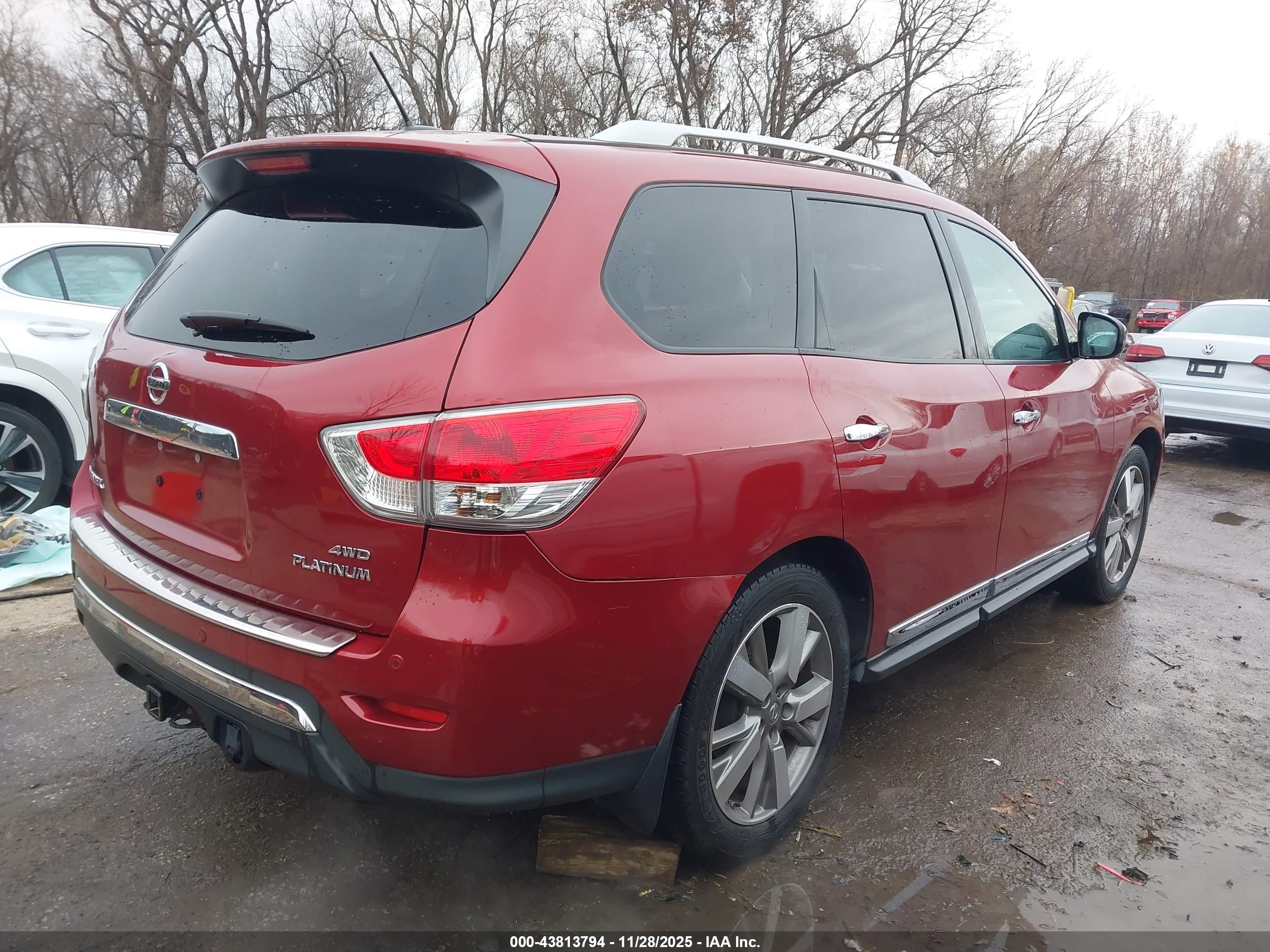 NISSAN PATHFINDER image 4