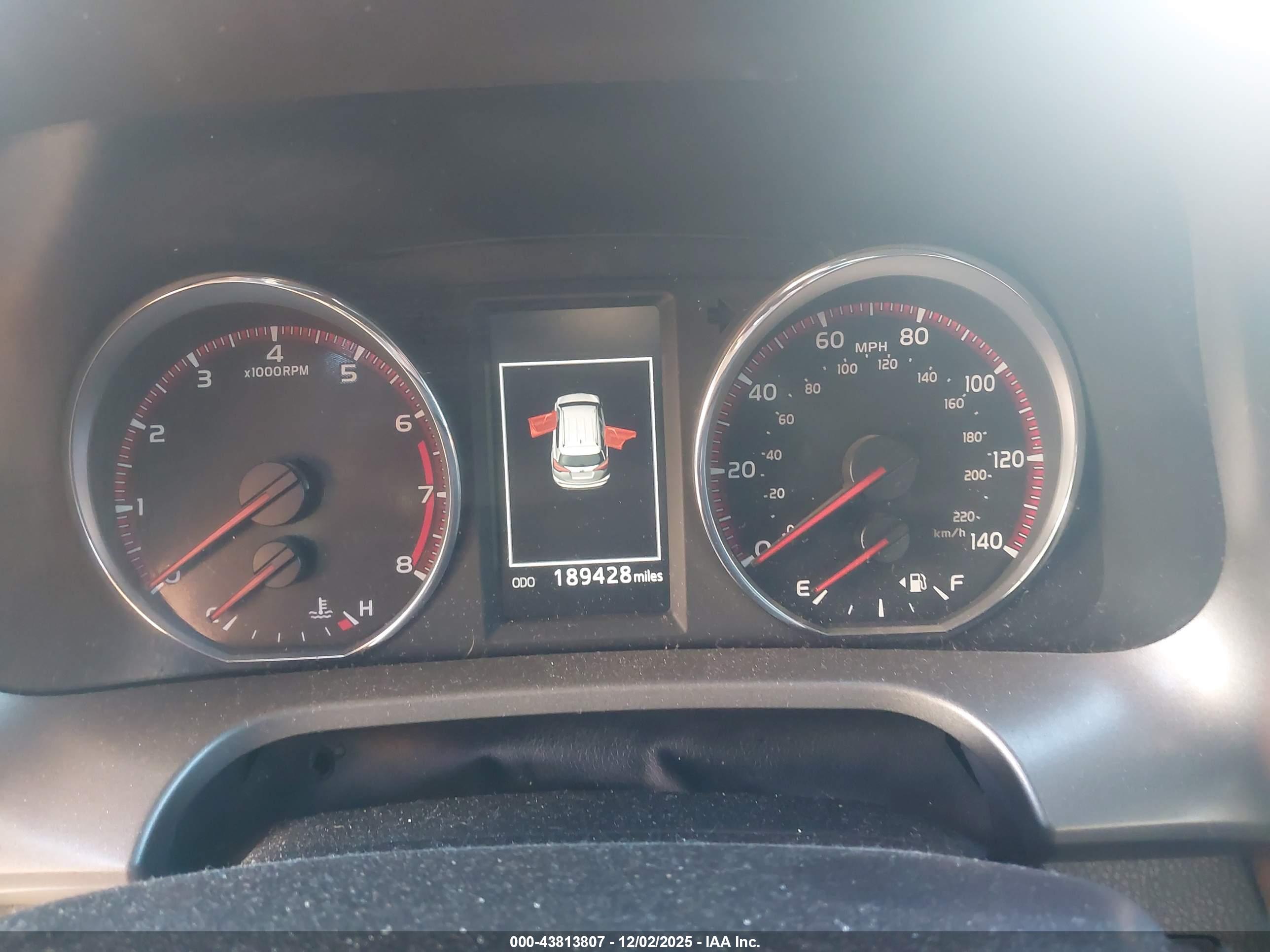 TOYOTA RAV4 image 7