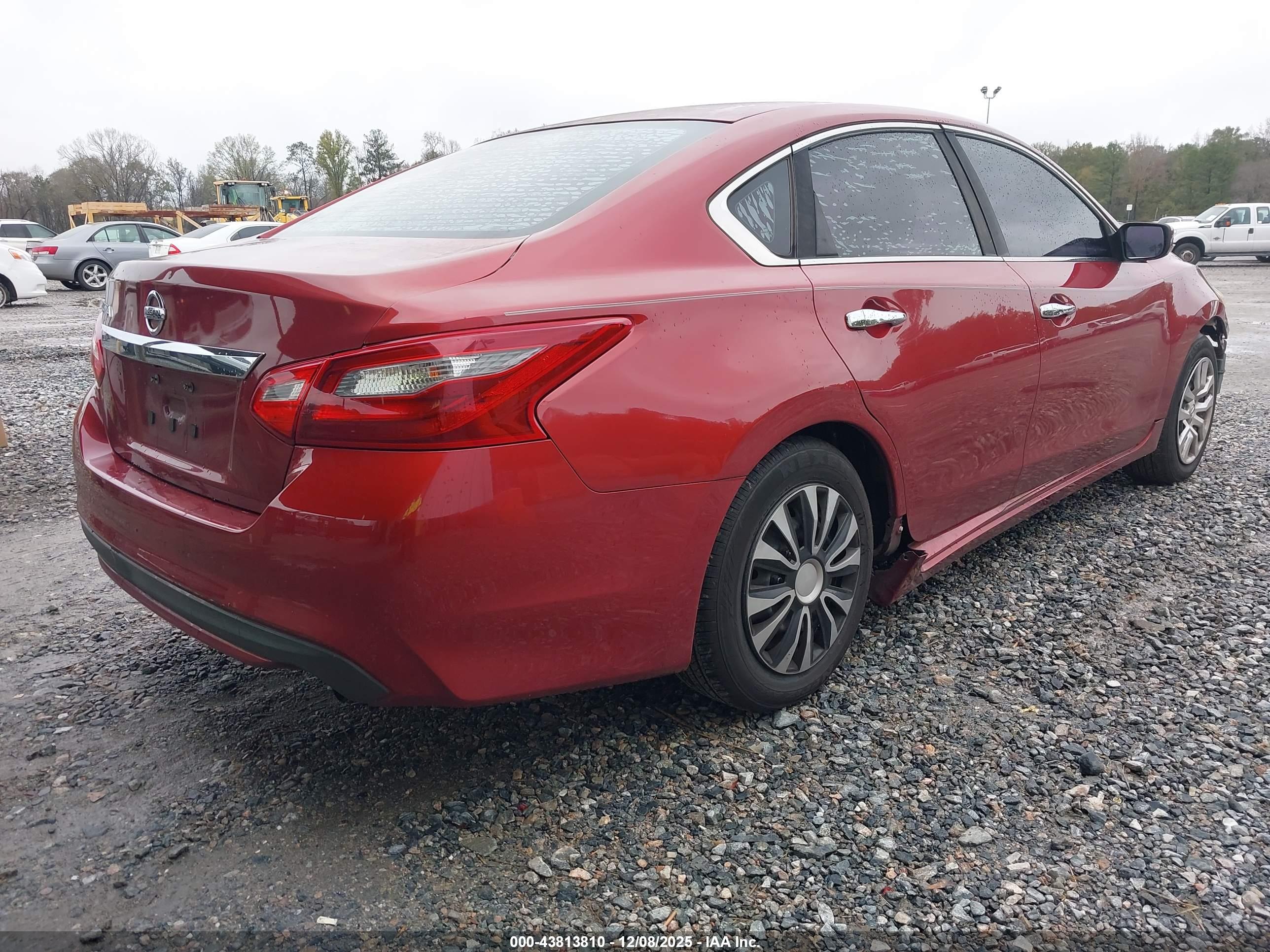 NISSAN ALTIMA image 4