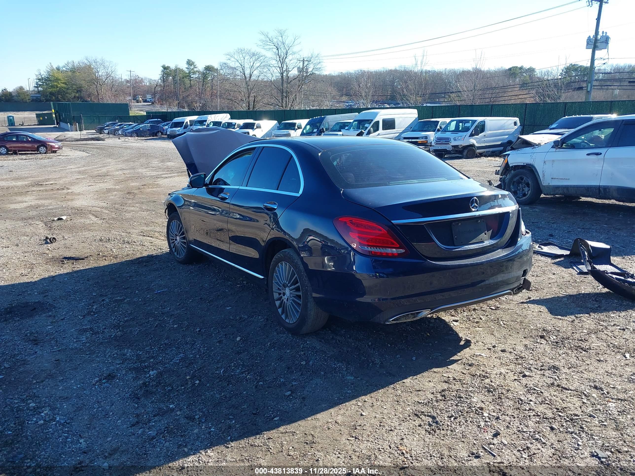 MERCEDES-BENZ C image 3