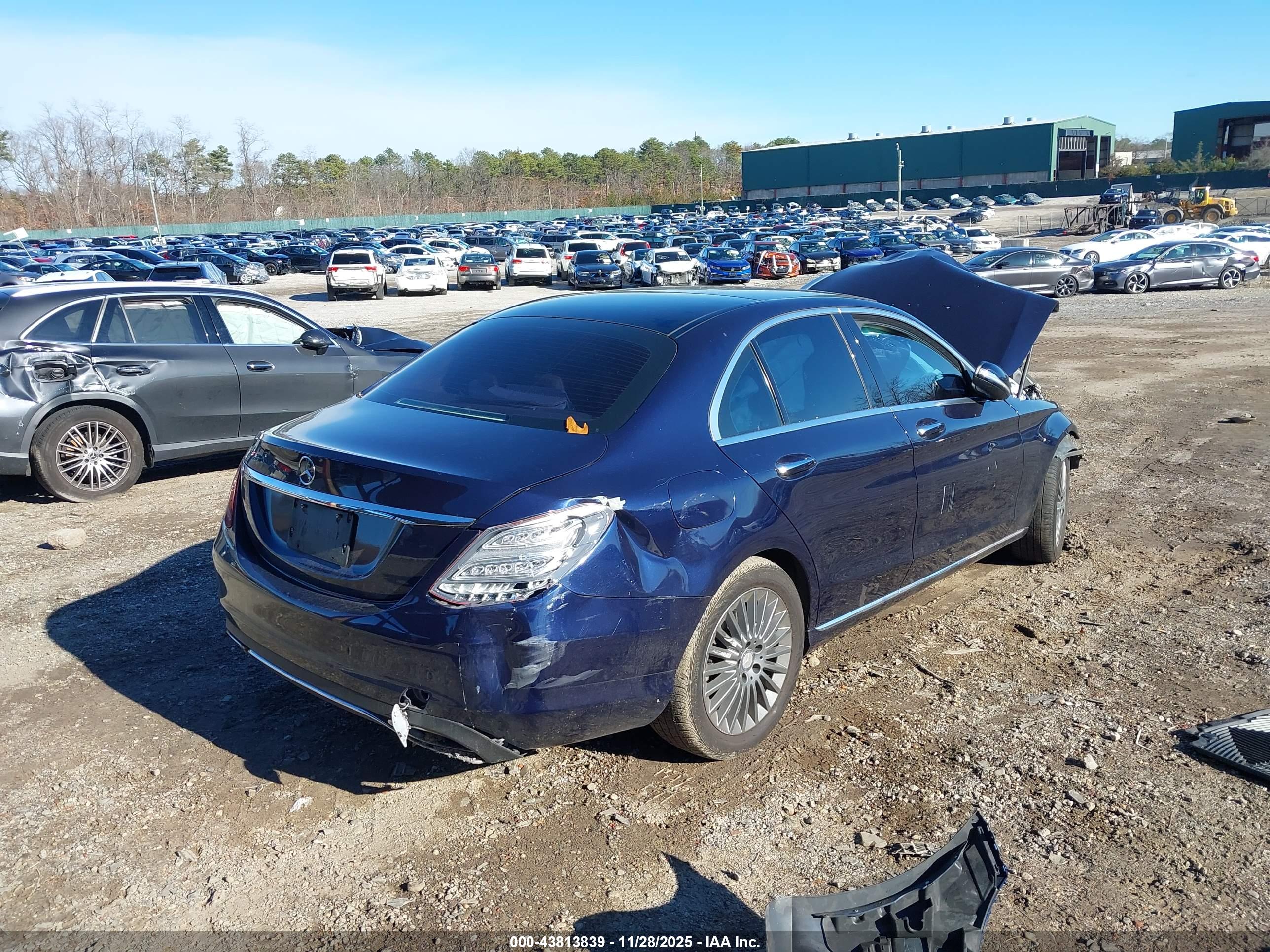 MERCEDES-BENZ C image 4