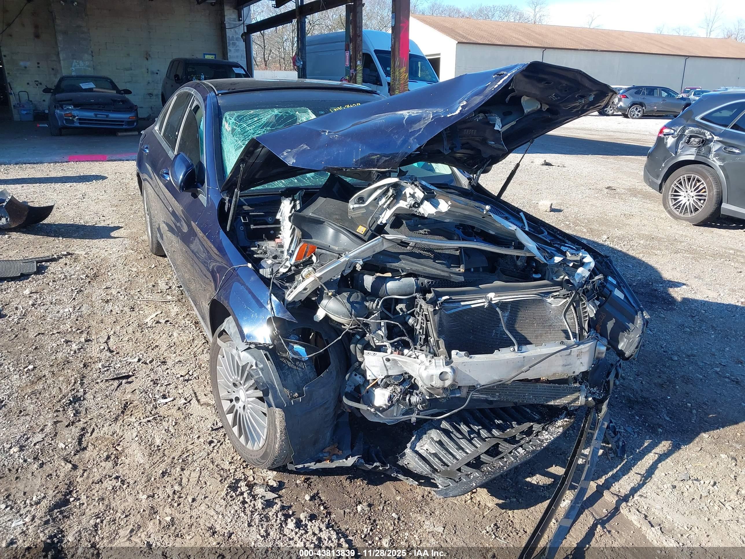 MERCEDES-BENZ C image 6