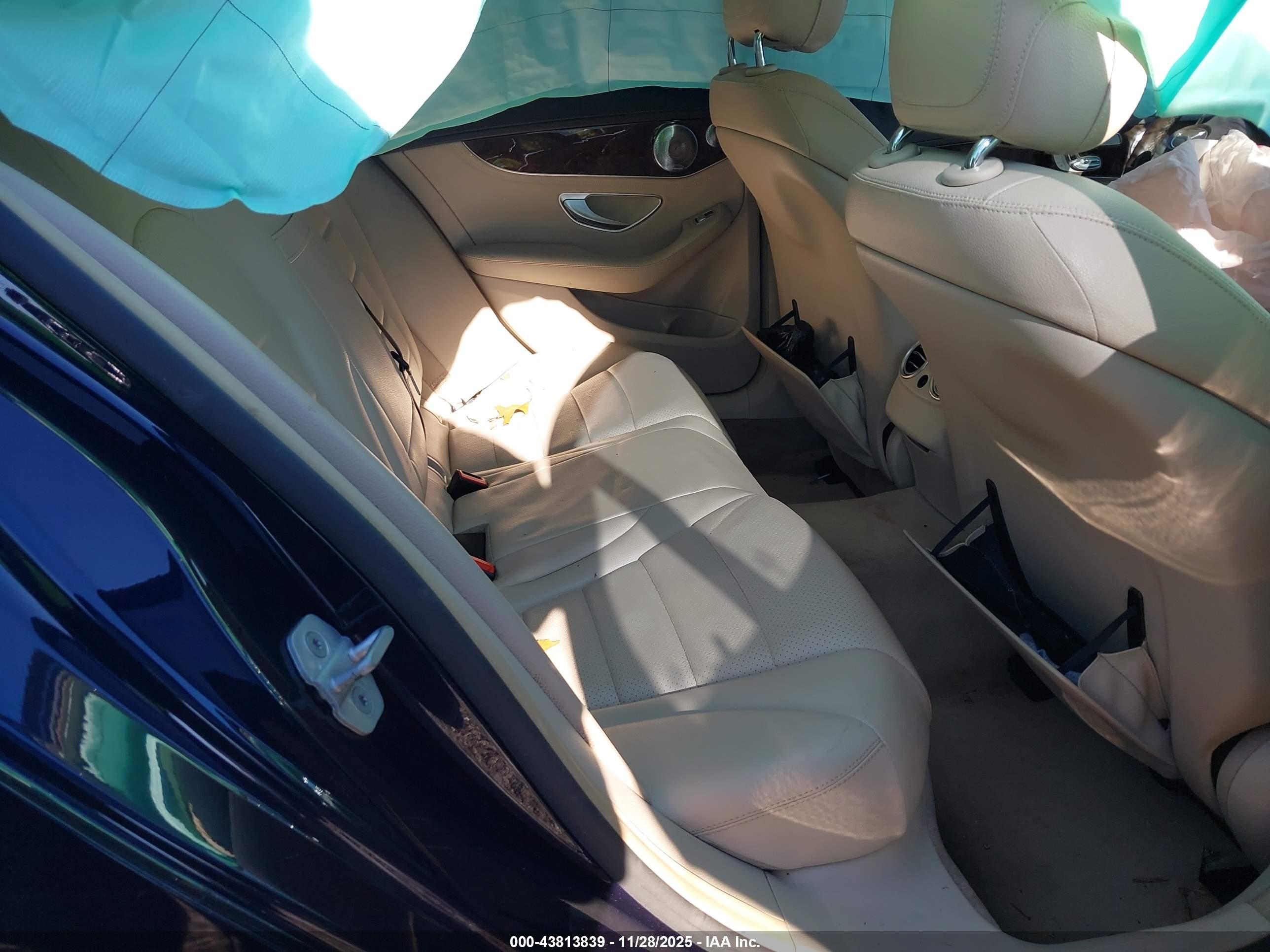 MERCEDES-BENZ C image 8