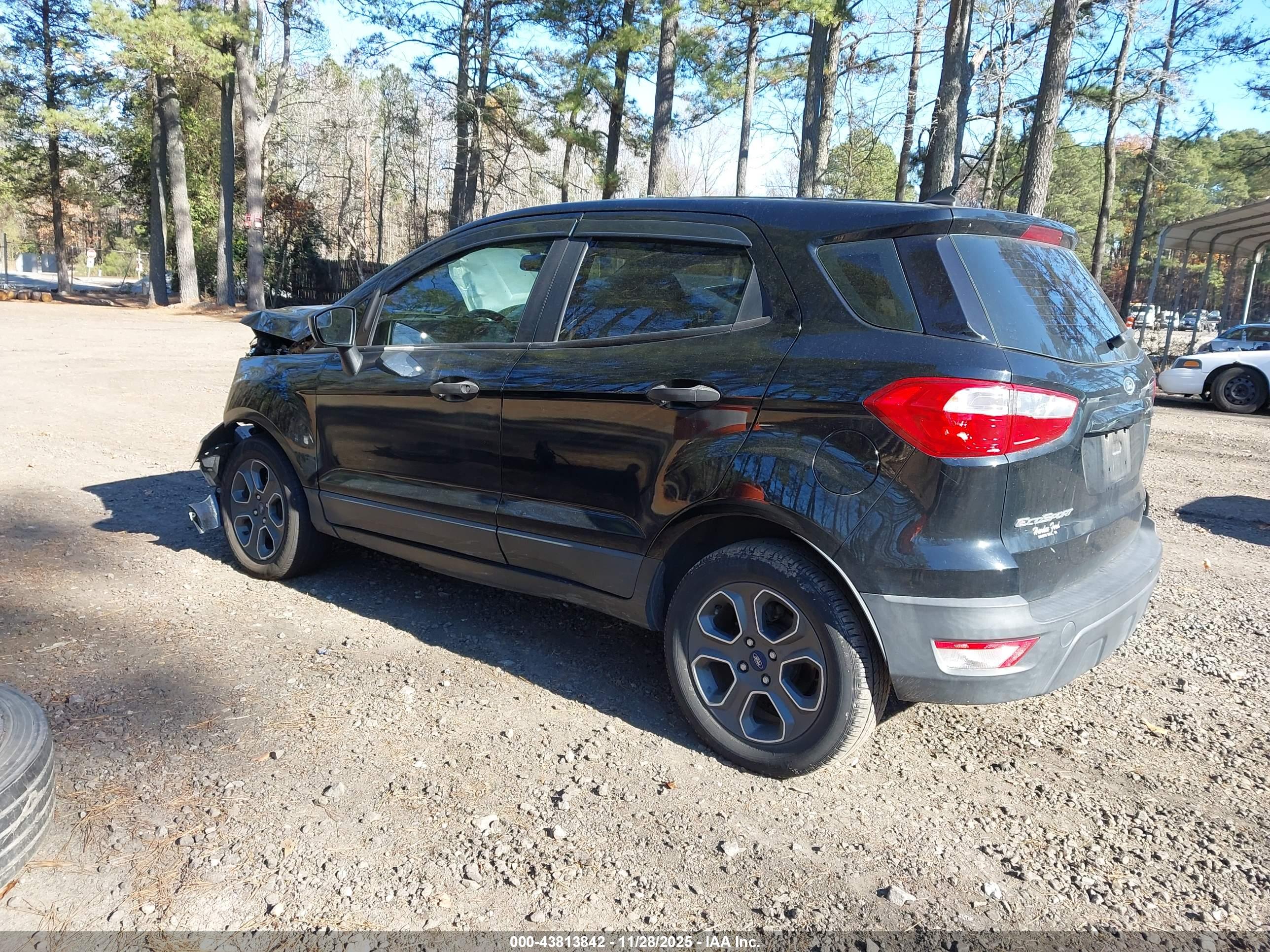 FORD ECOSPORT image 3