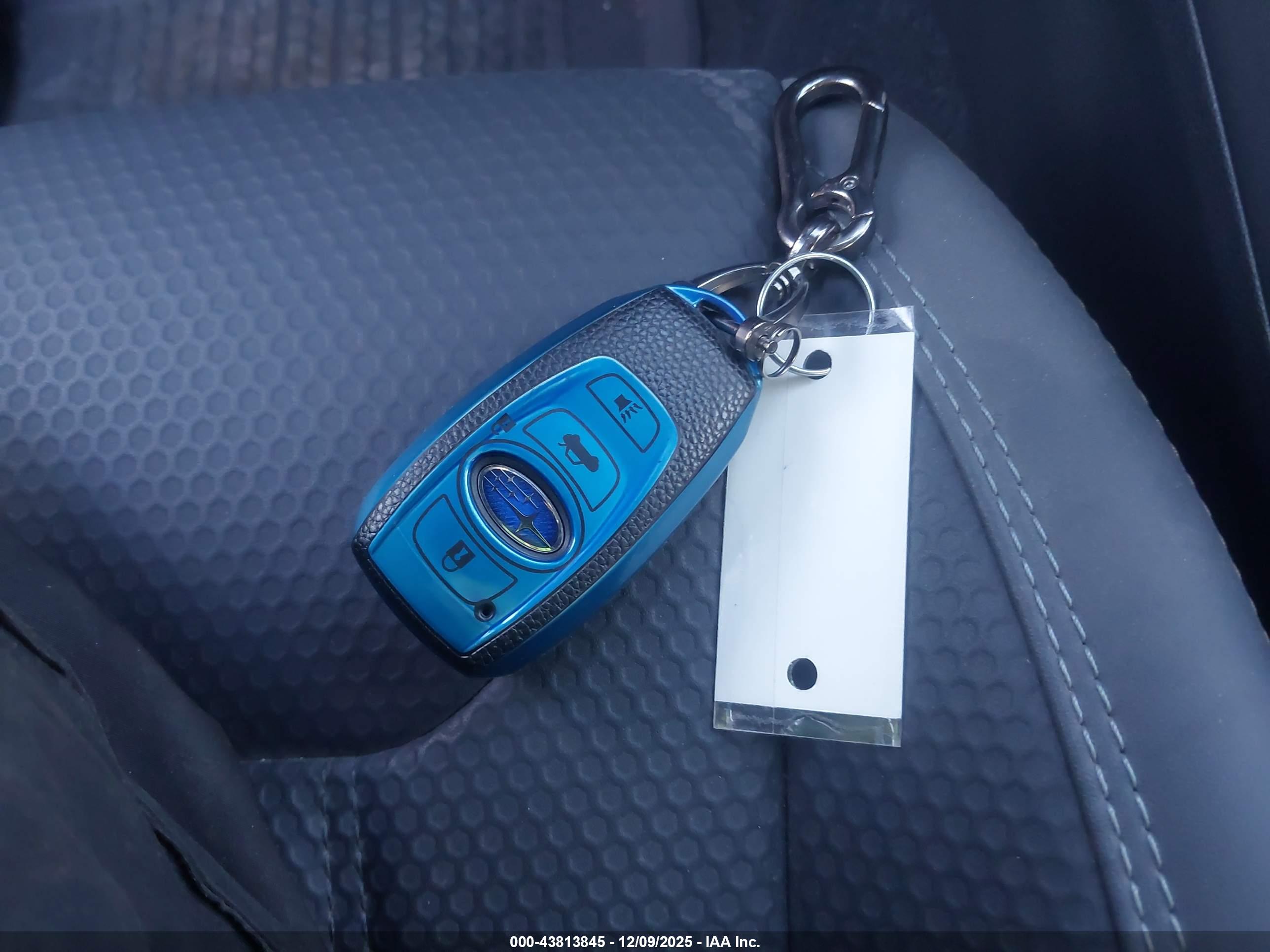 SUBARU FORESTER image 11