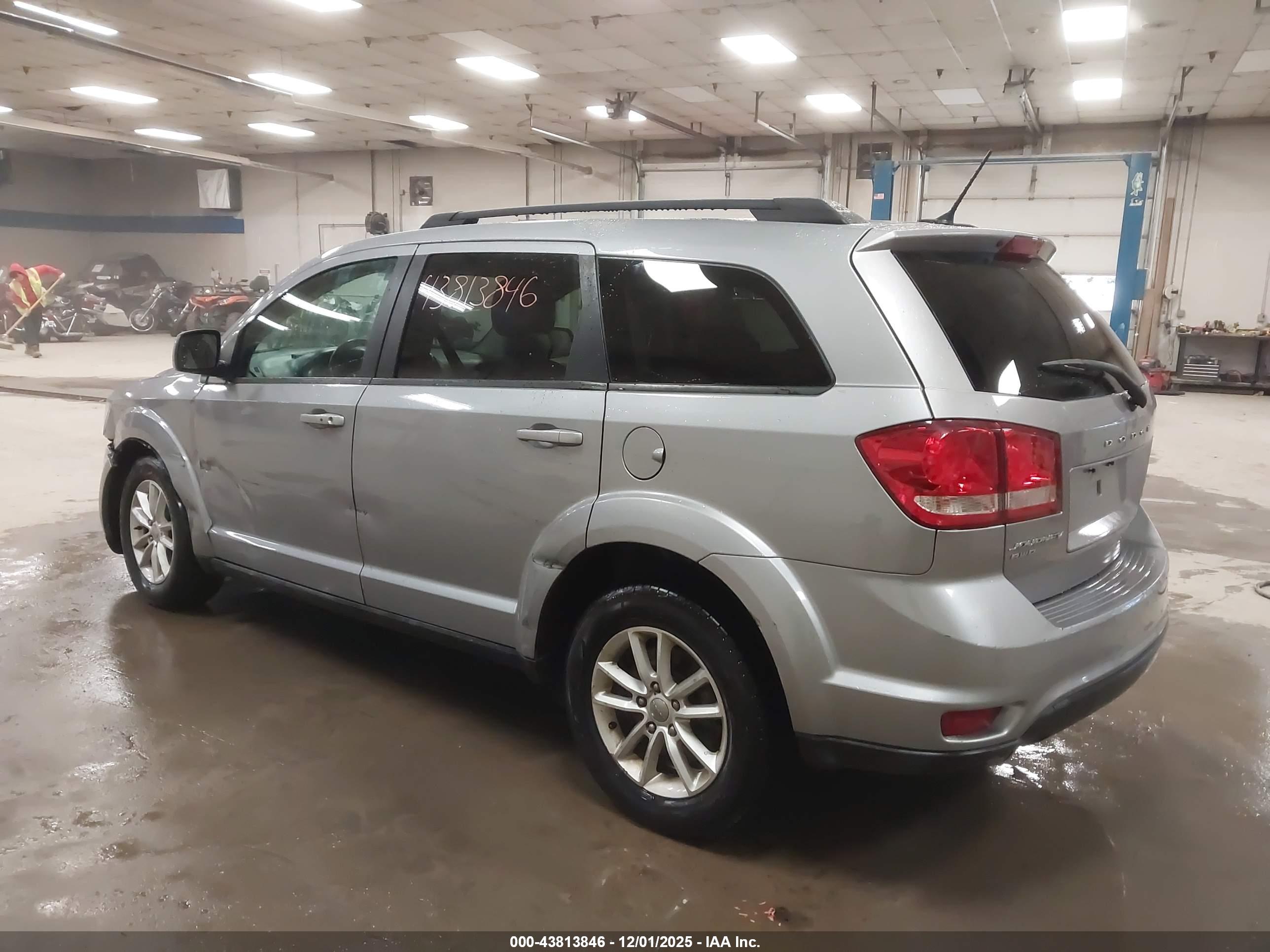 DODGE JOURNEY image 3