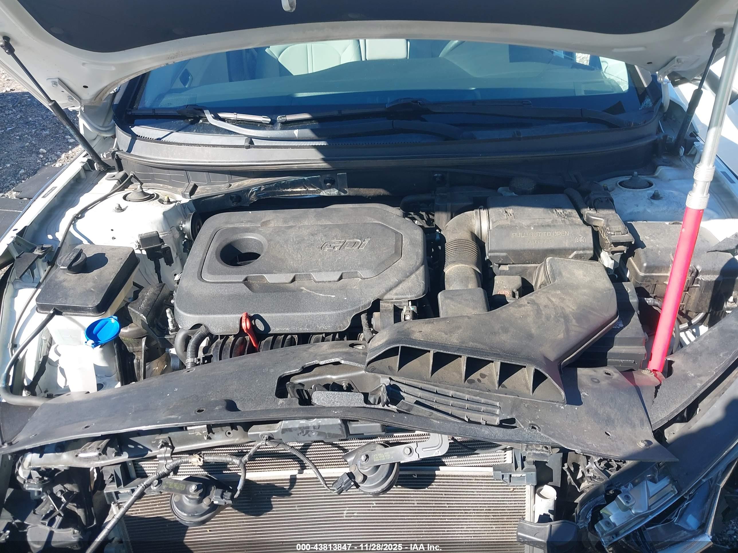 HYUNDAI SONATA image 10