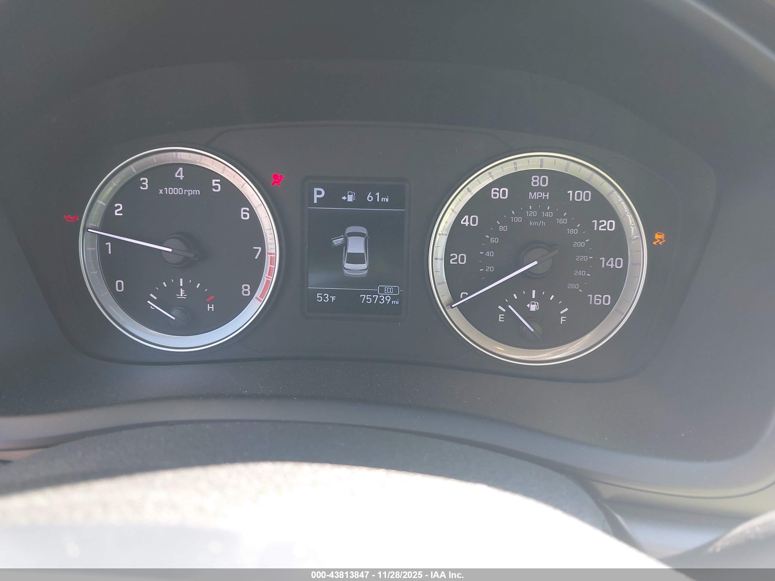 HYUNDAI SONATA image 7
