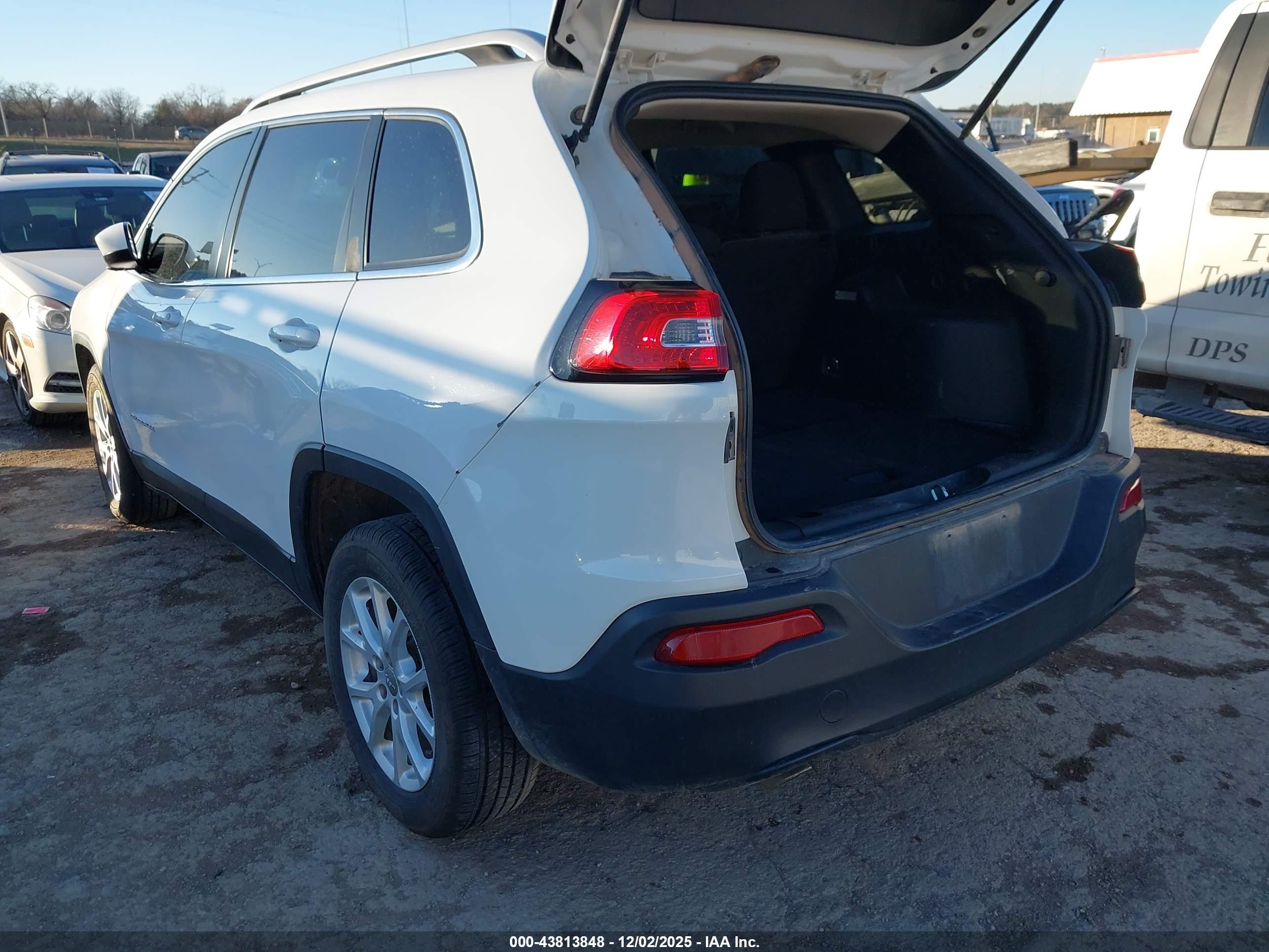 JEEP CHEROKEE image 3