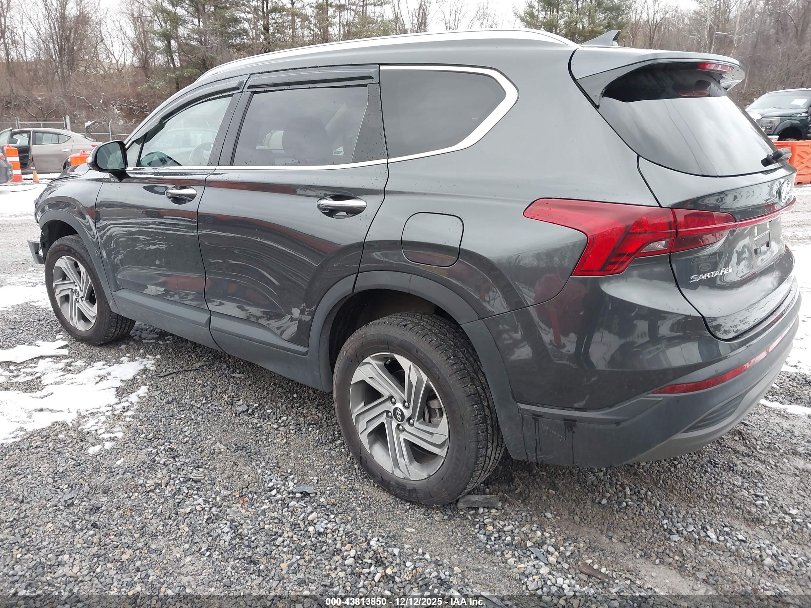 HYUNDAI SANTA image 3