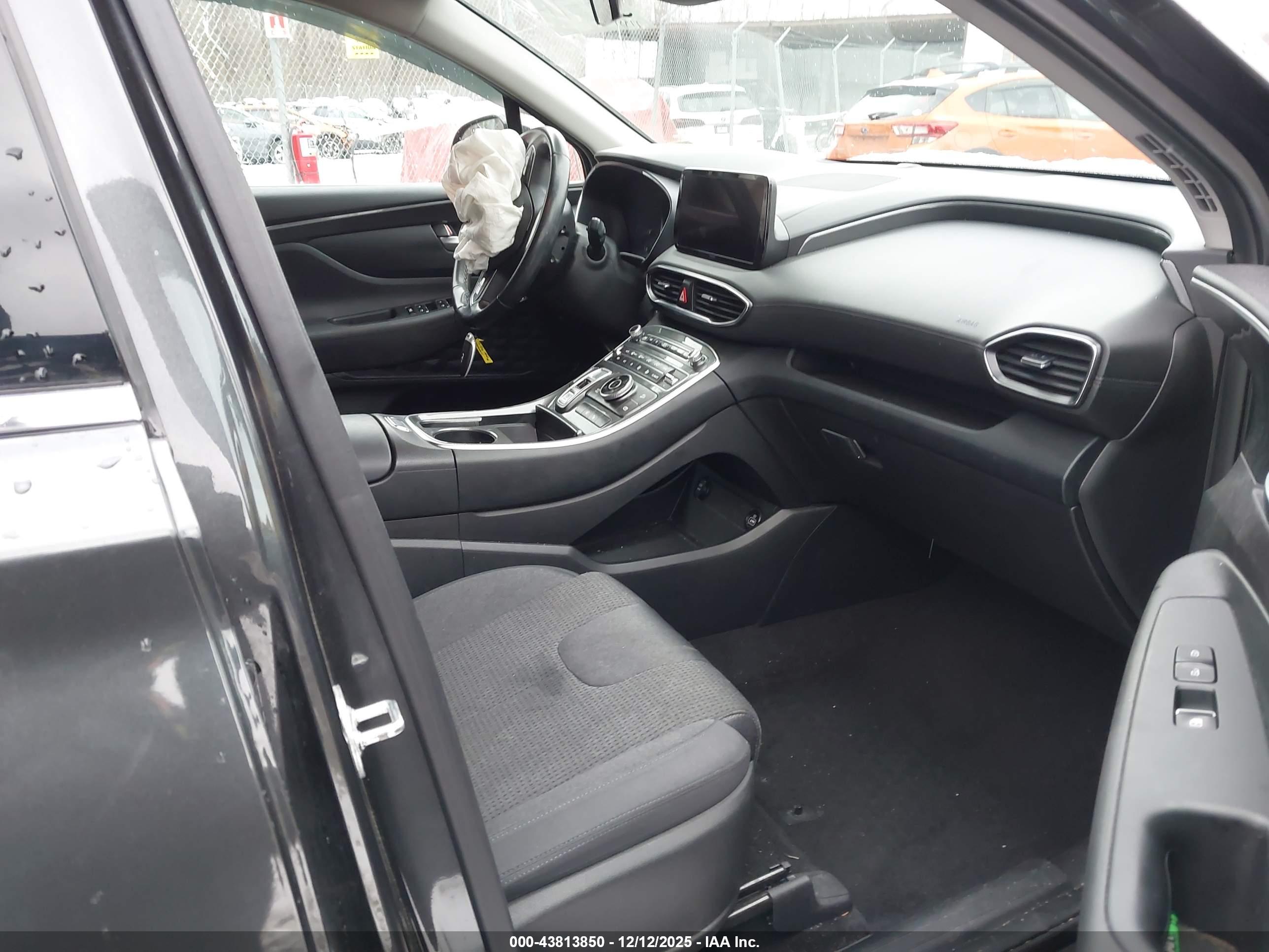 HYUNDAI SANTA image 5