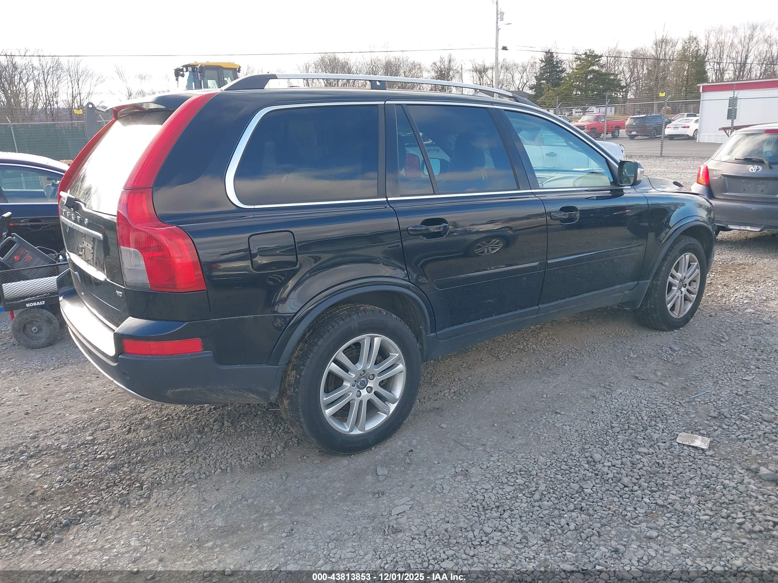 VOLVO XC90 image 4