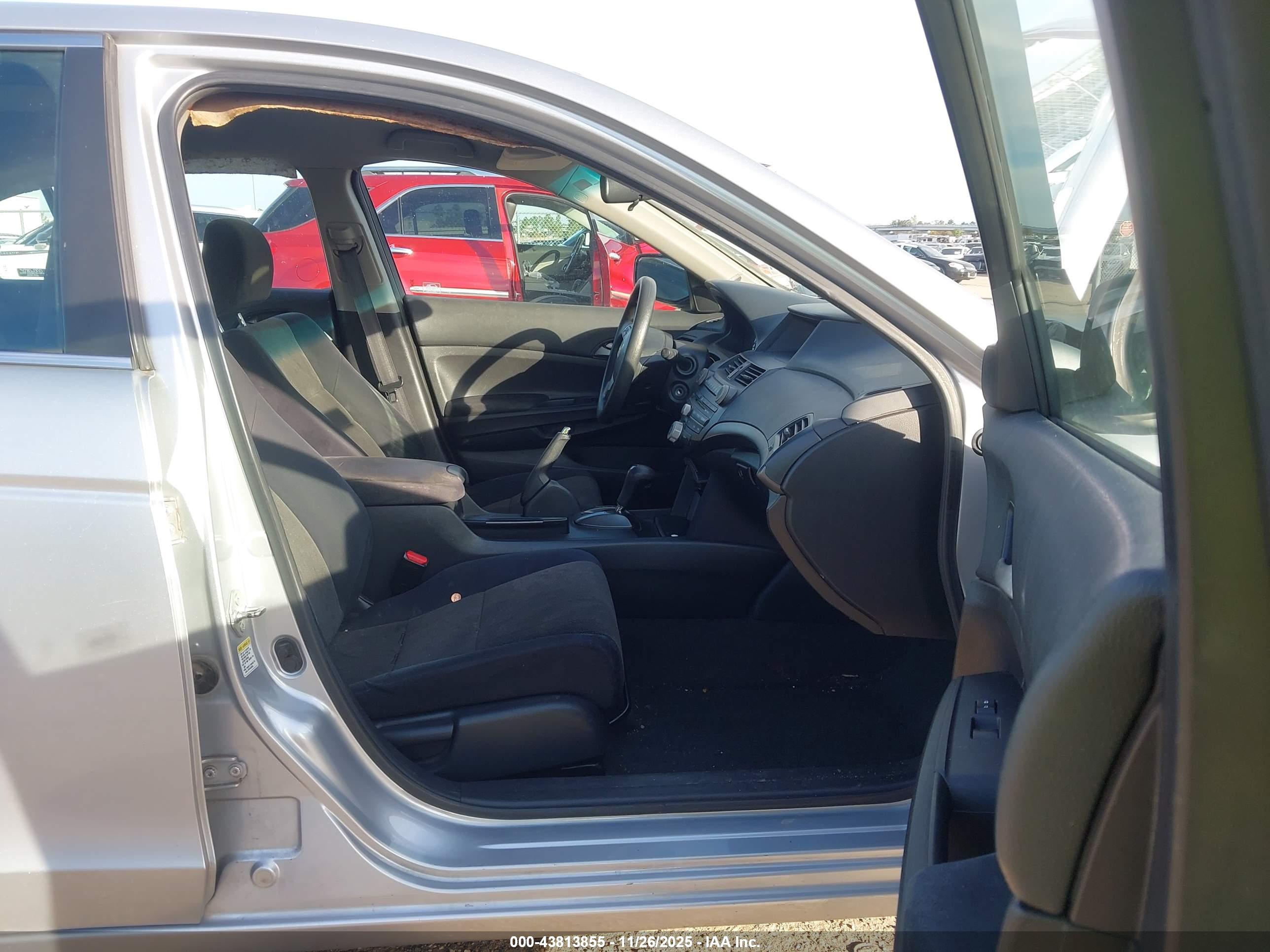 HONDA ACCORD image 5