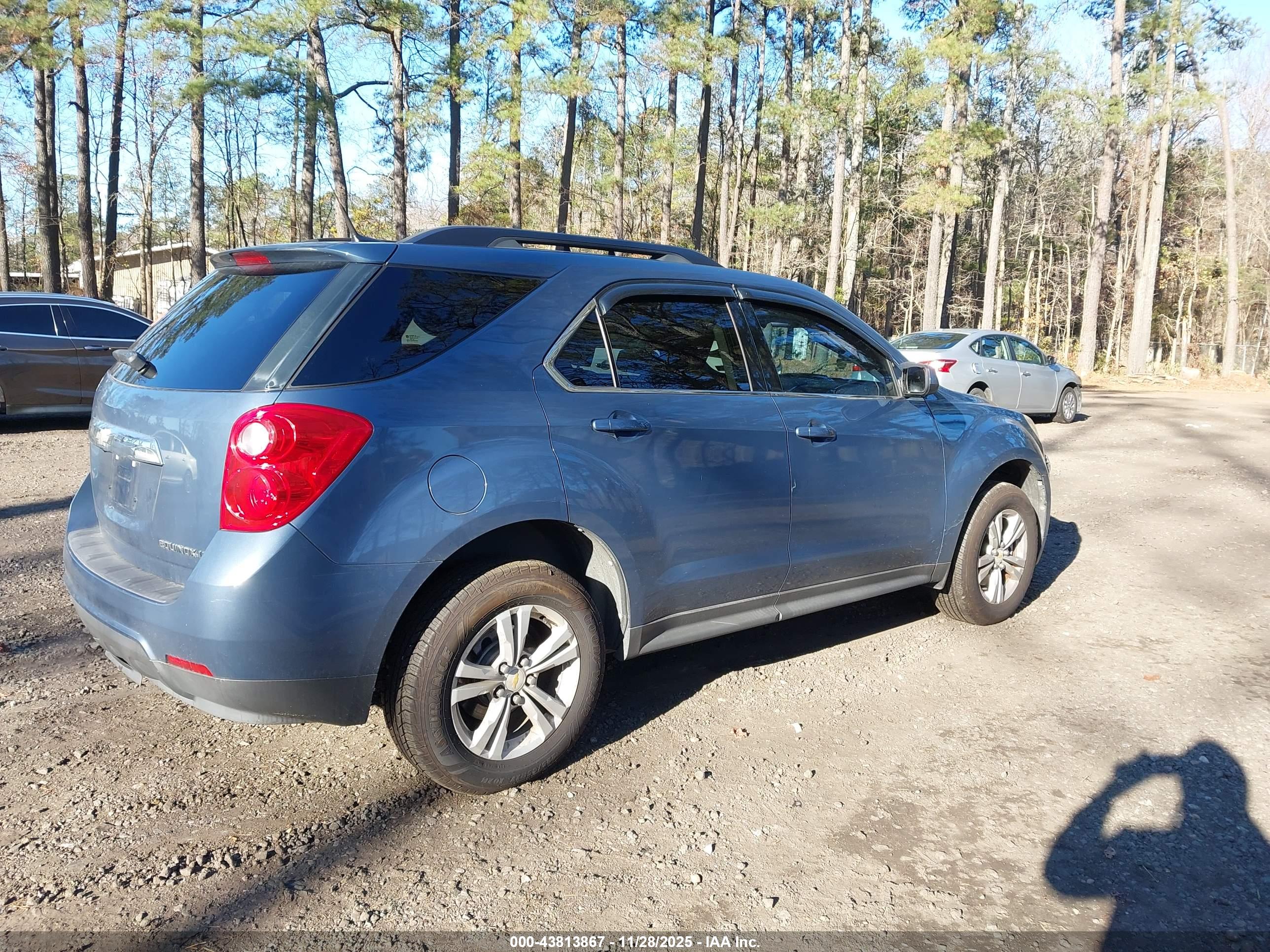 CHEVROLET EQUINOX image 4