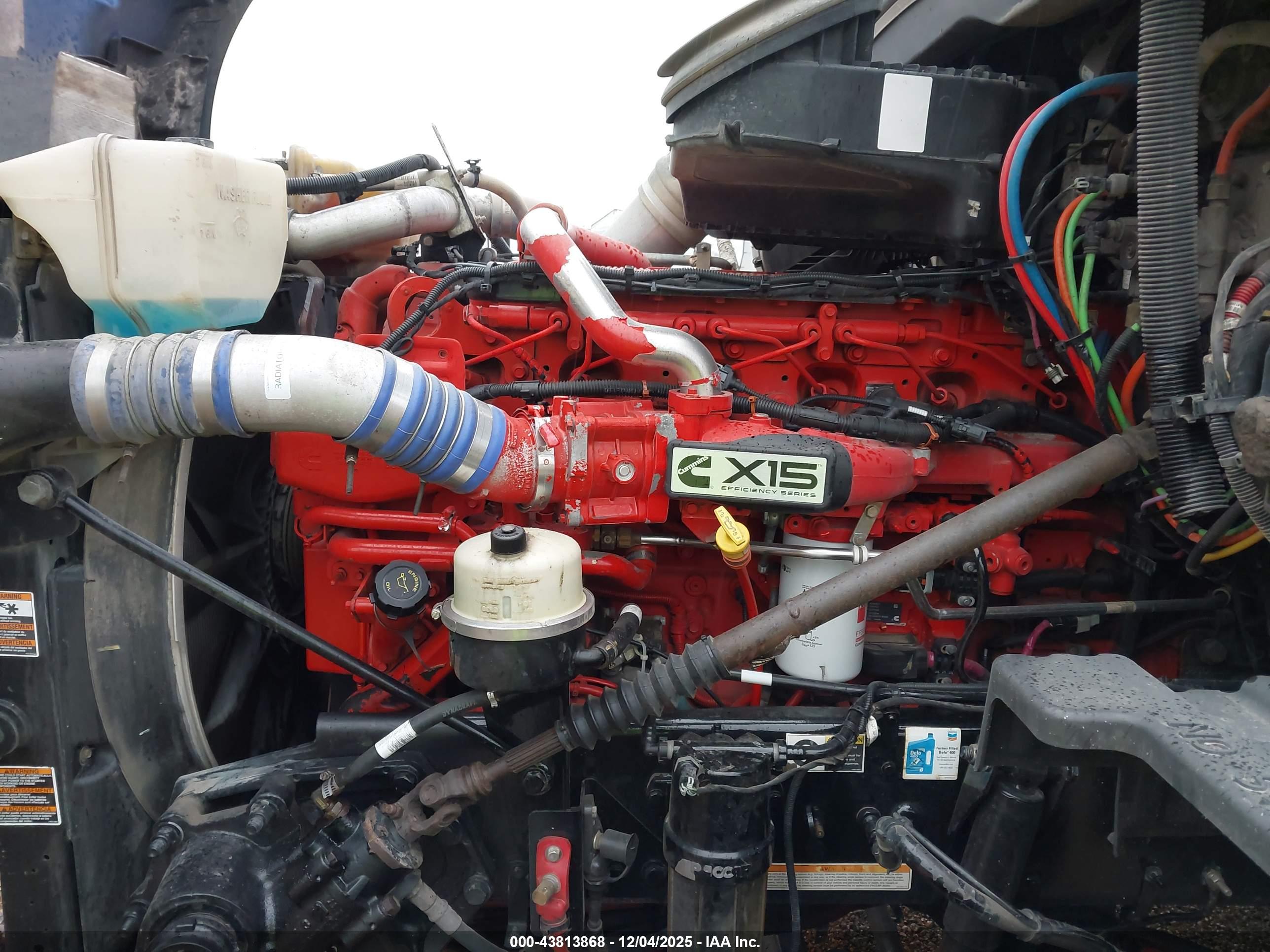 PETERBILT 579 image 10