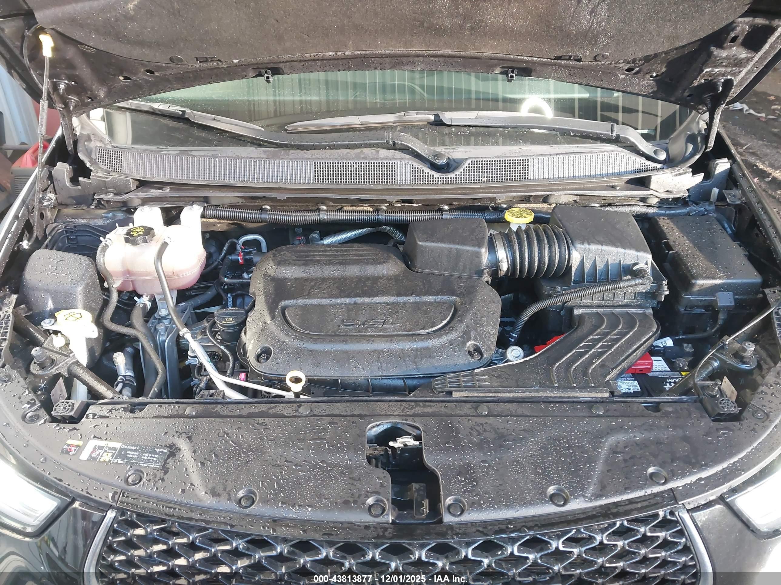CHRYSLER PACIFICA image 10