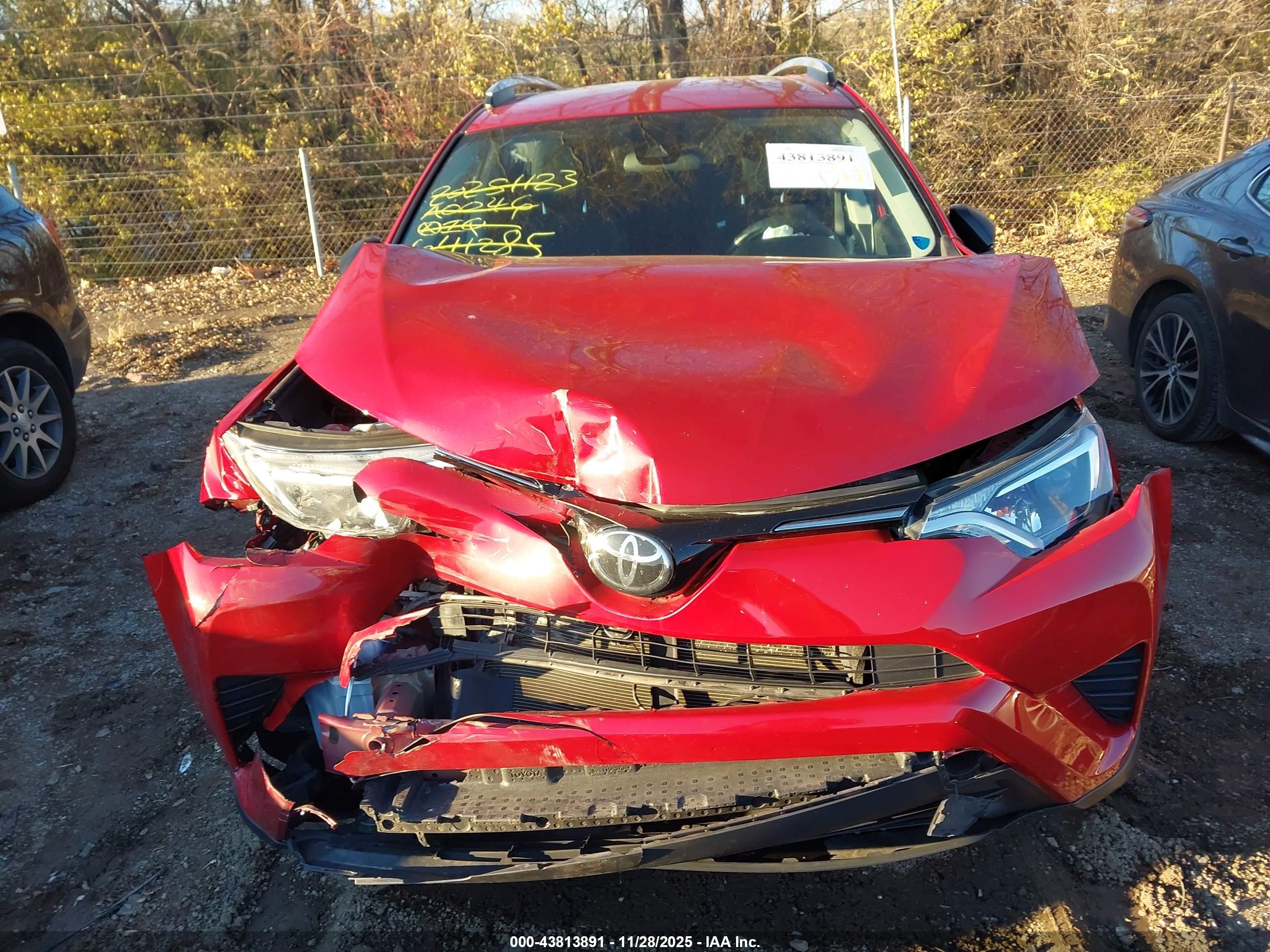 TOYOTA RAV4 image 6