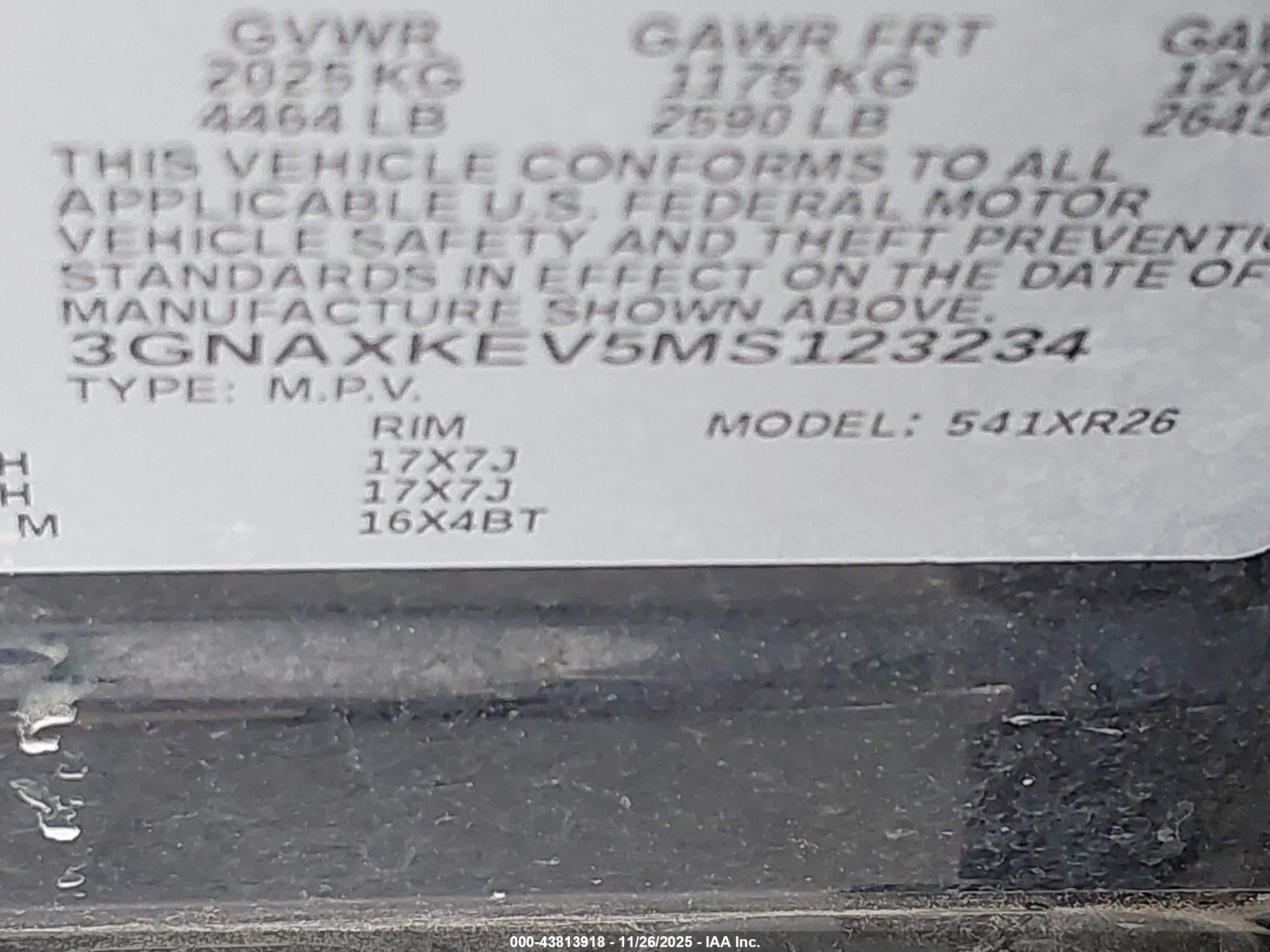 CHEVROLET EQUINOX image 9
