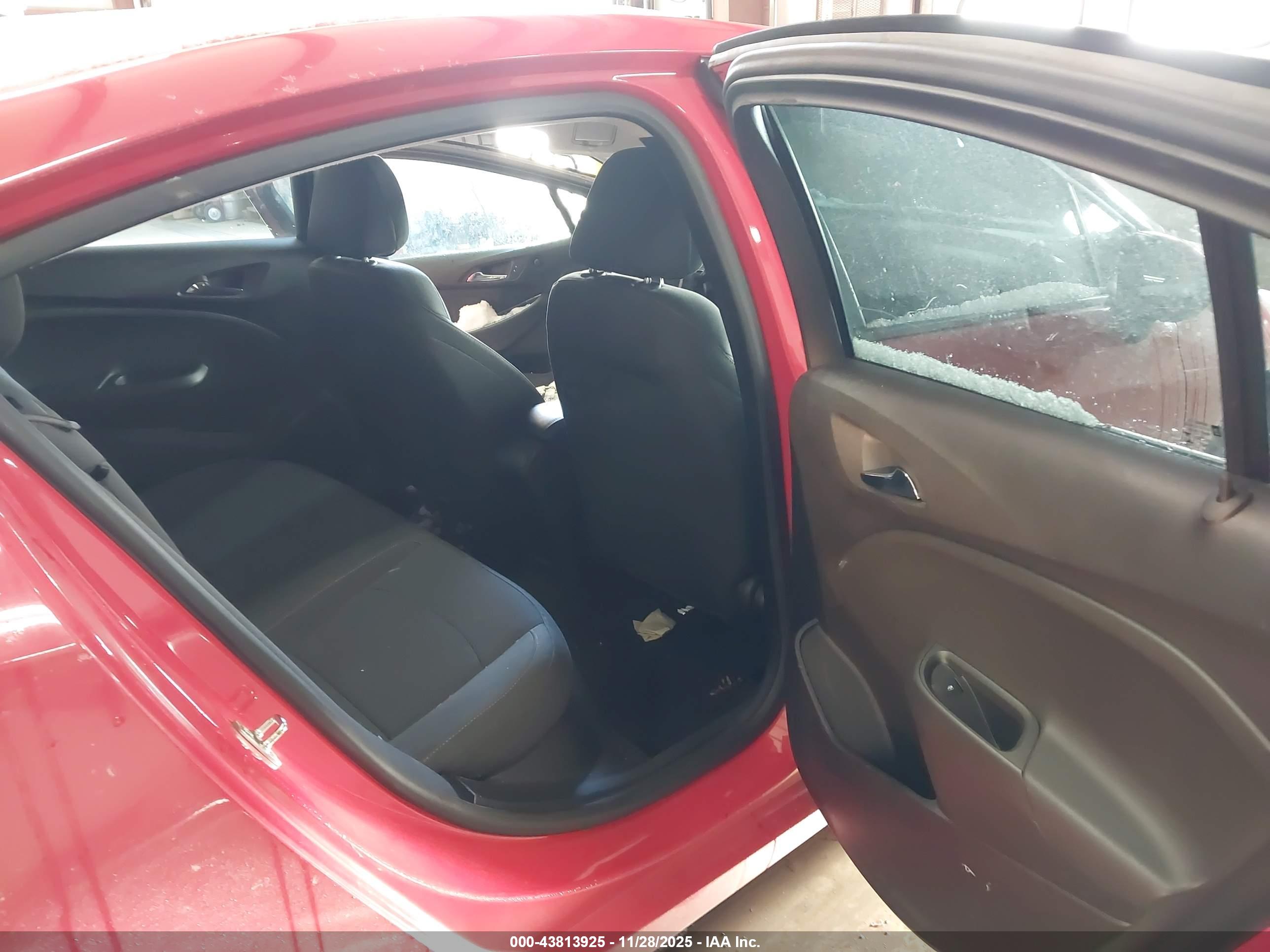 CHEVROLET CRUZE image 8