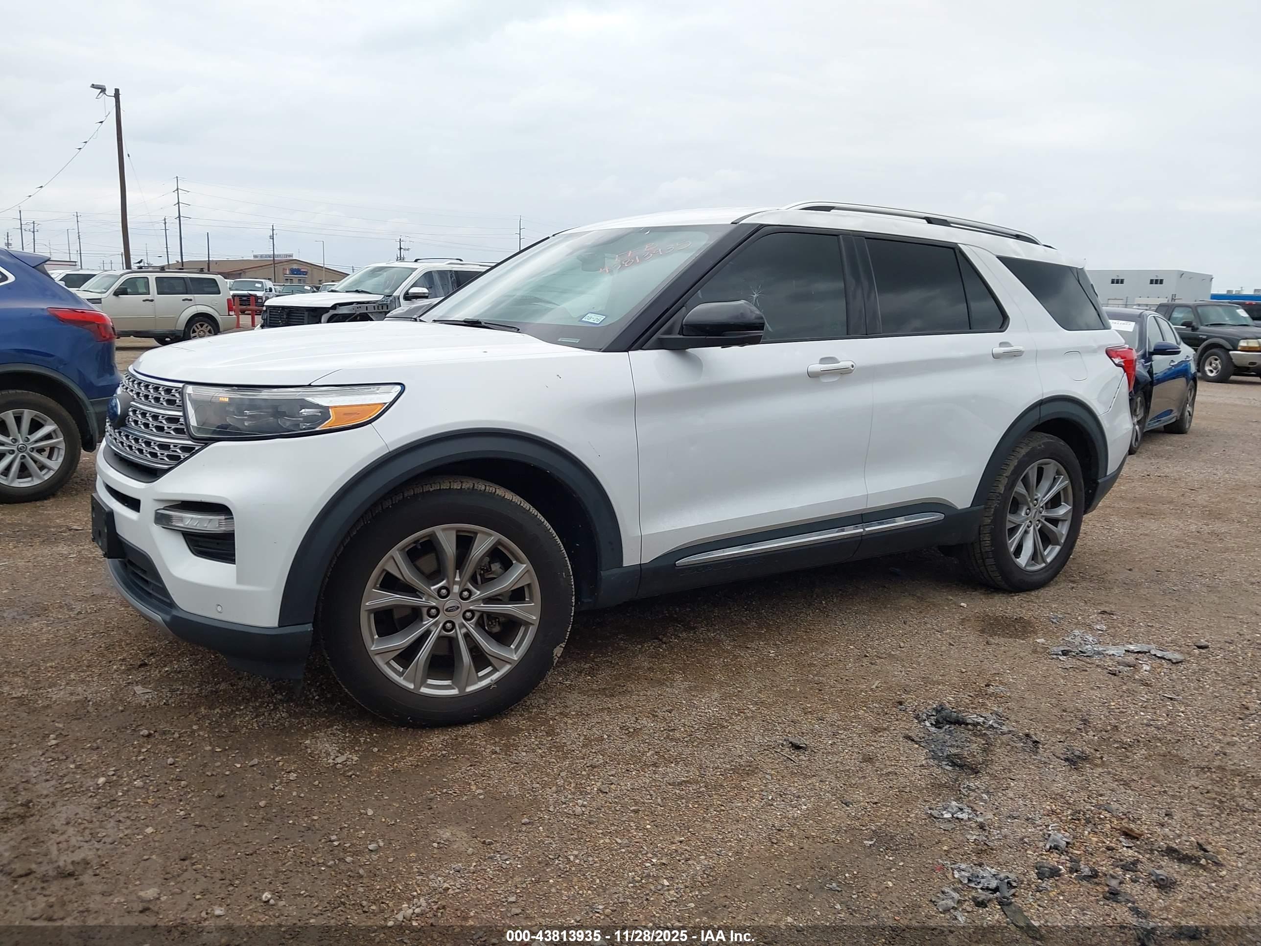 FORD EXPLORER image 2